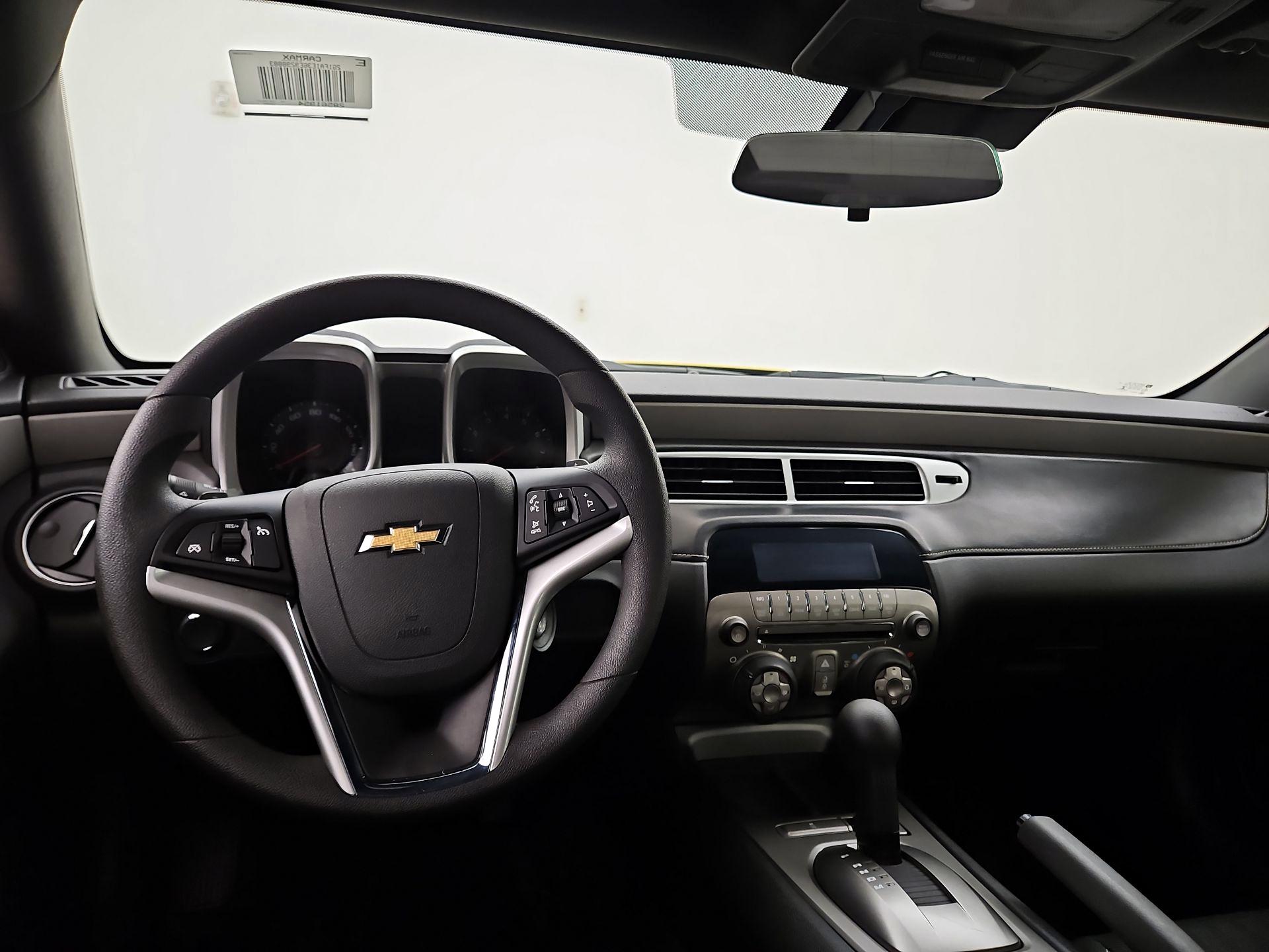 Thumbnail: 2014 Chevrolet Camaro - 10