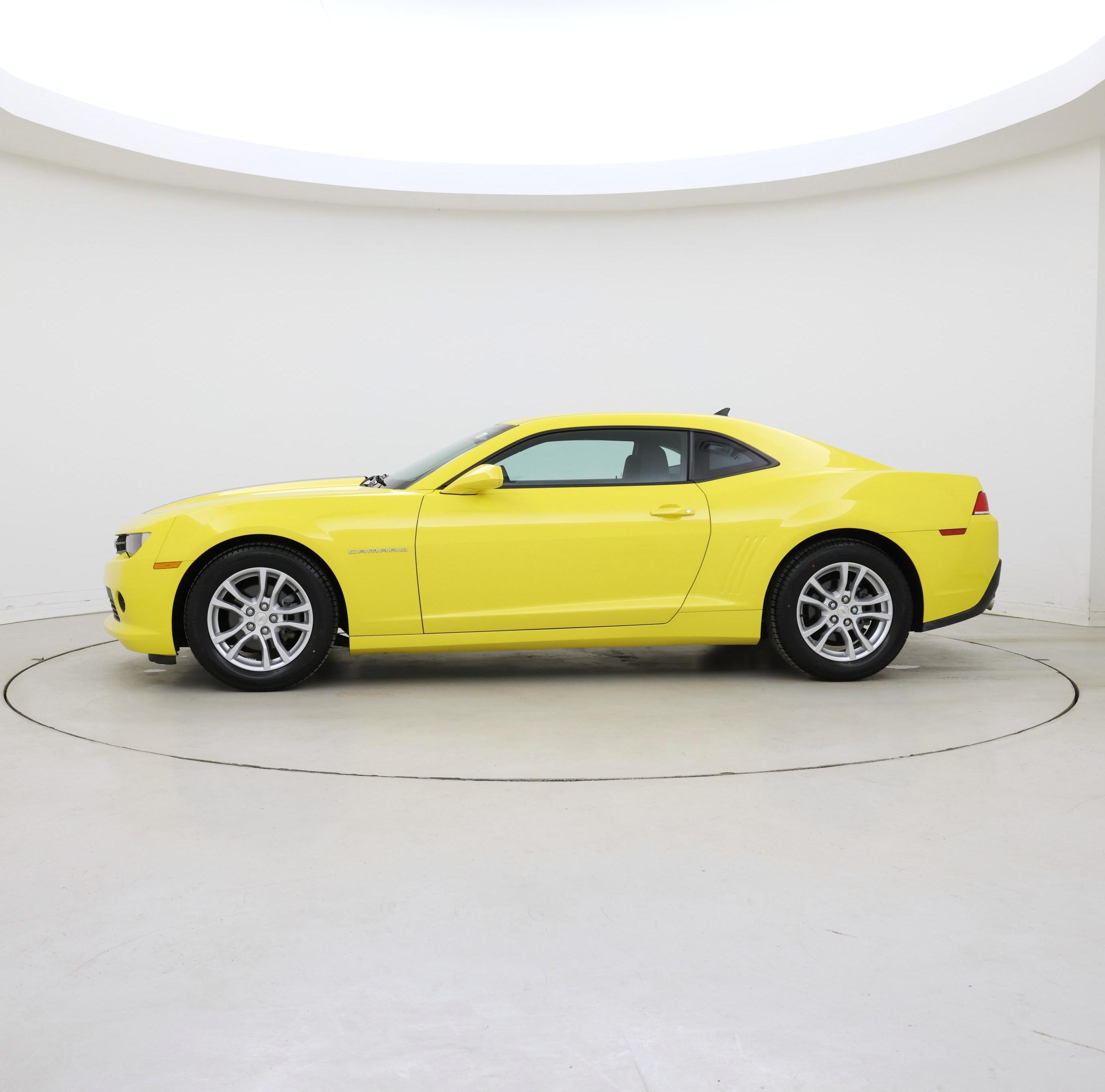 Thumbnail: 2014 Chevrolet Camaro - 3