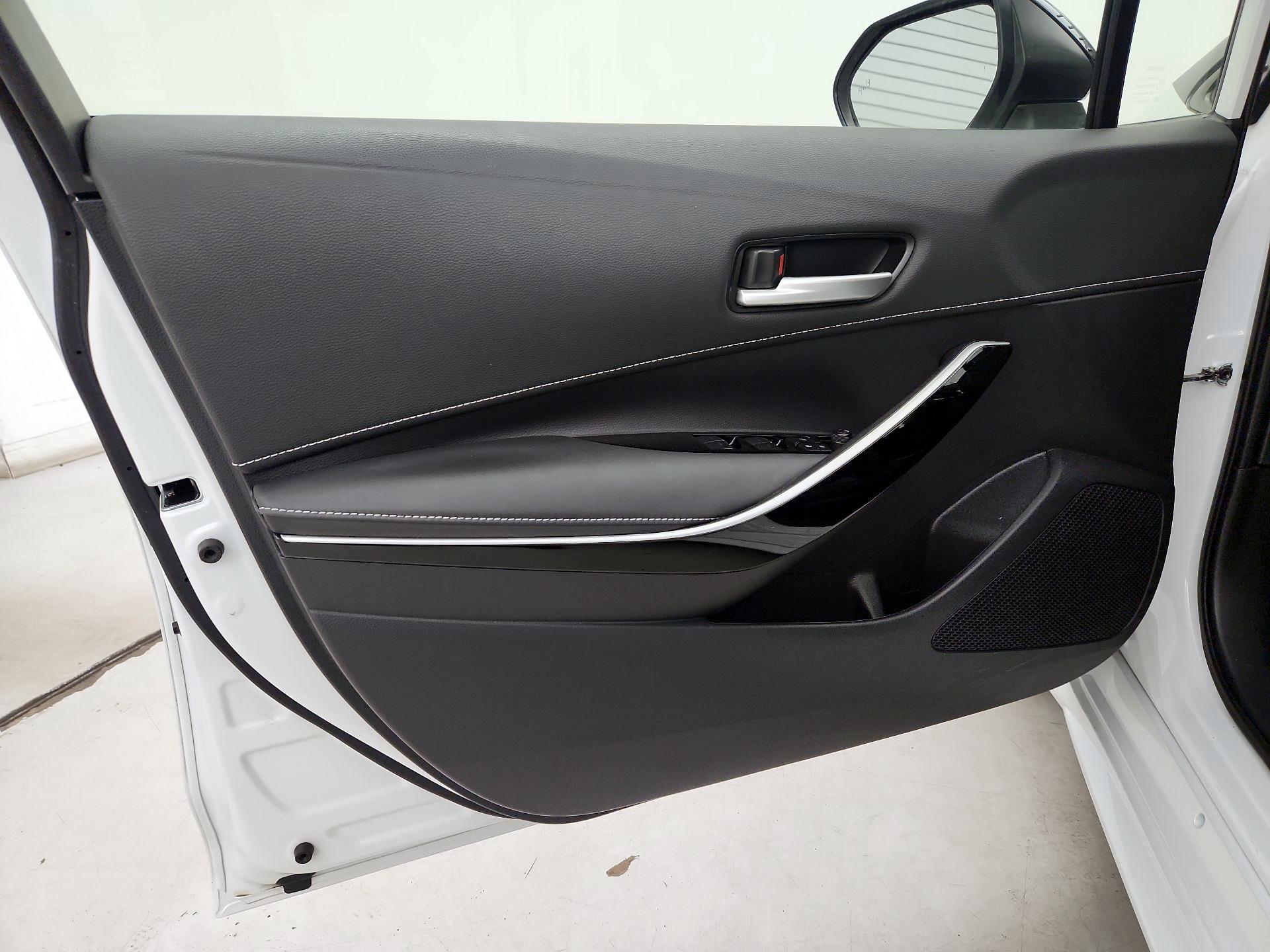 Thumbnail: 2024 Toyota Corolla - 12