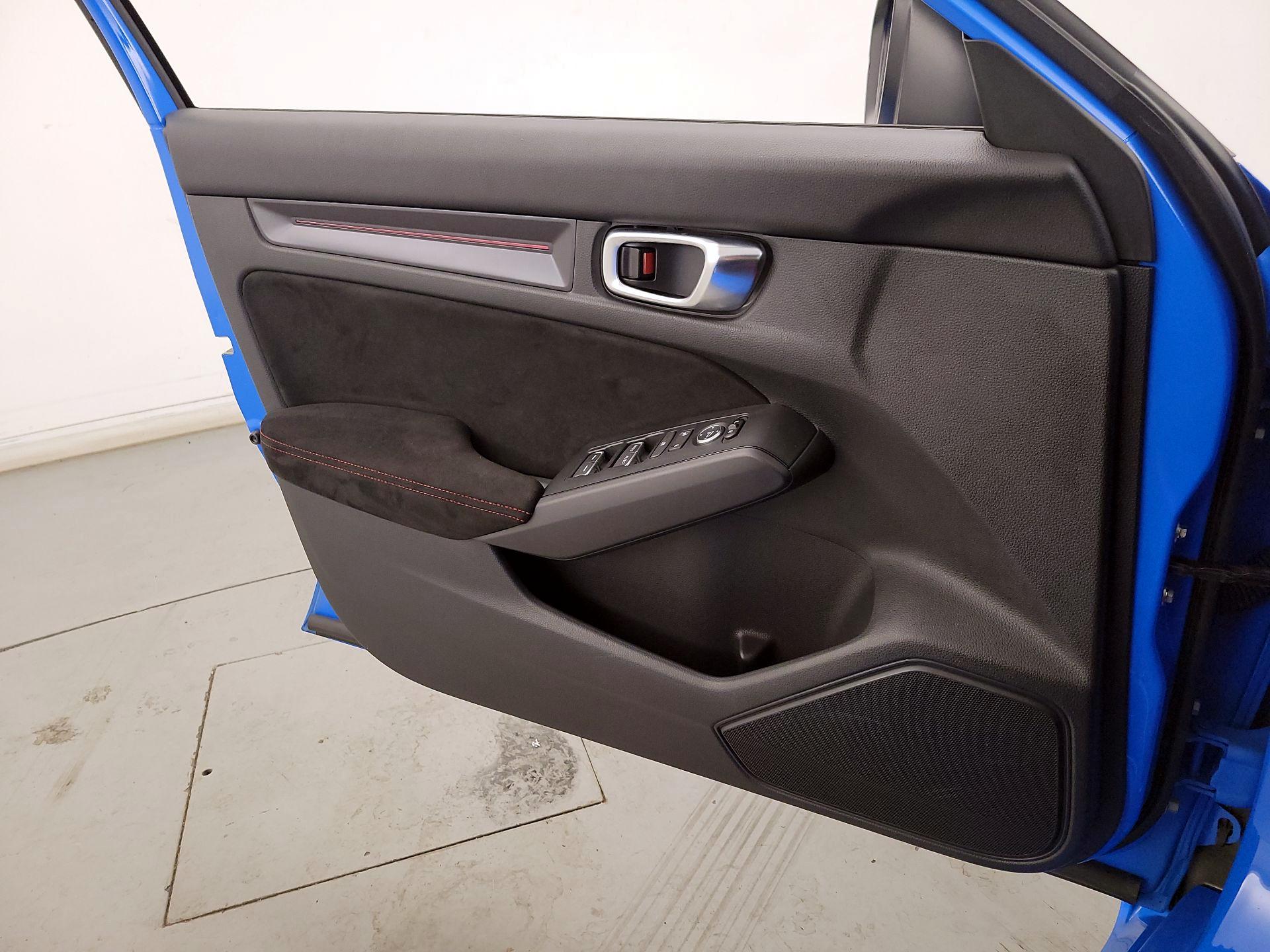 Thumbnail: 2025 Honda Civic - 12