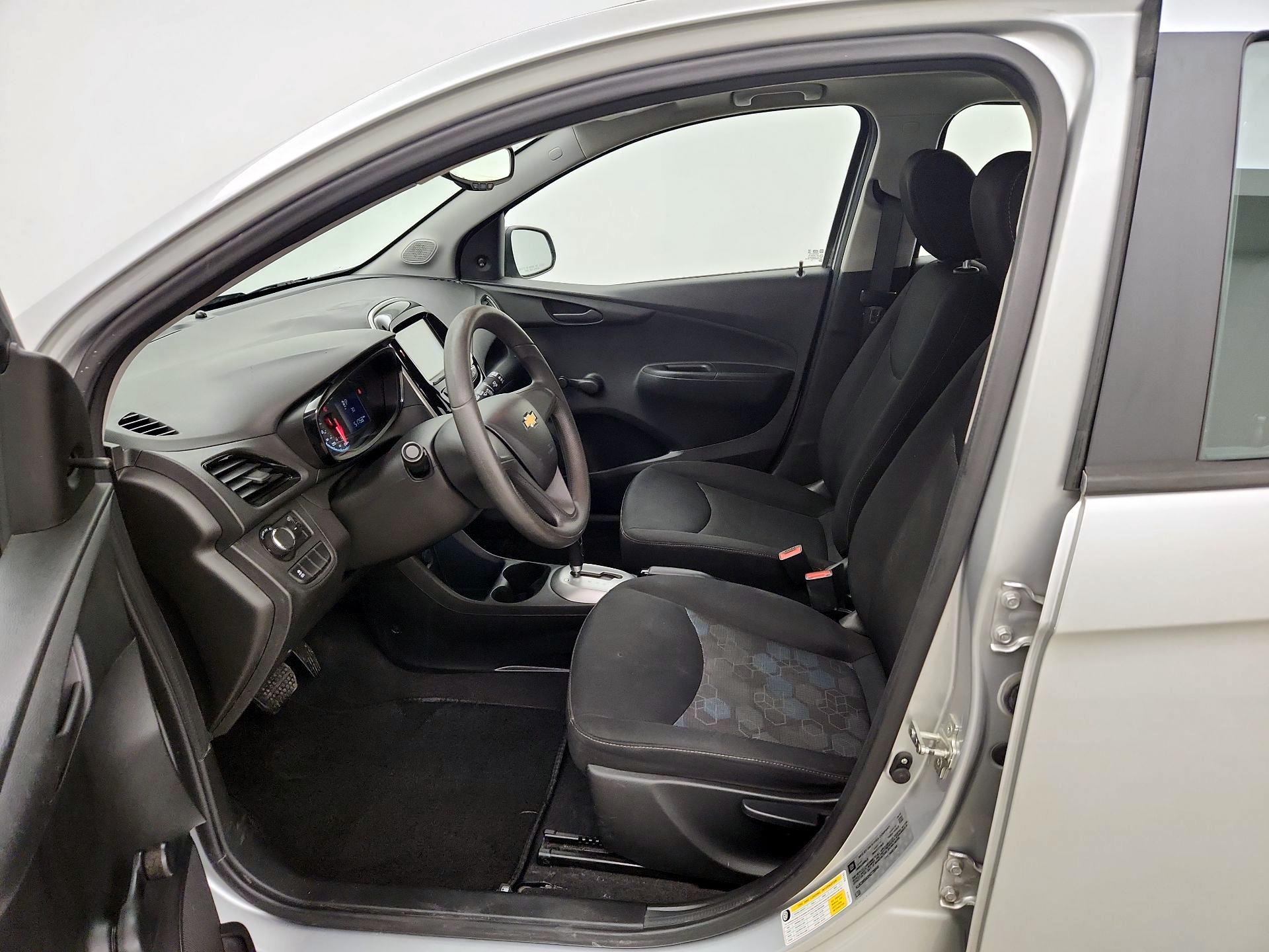 Thumbnail: 2017 Chevrolet Spark - 11