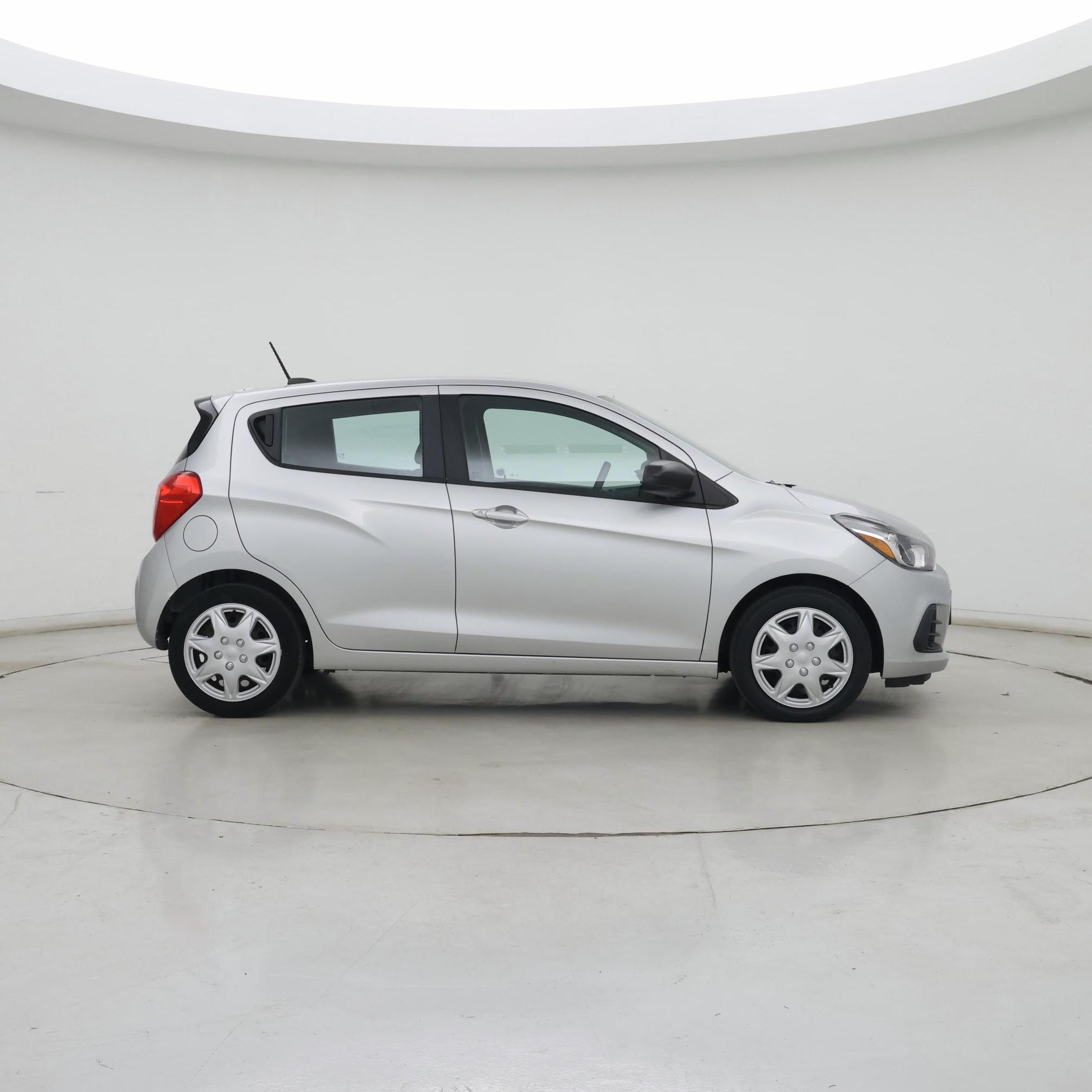 Thumbnail: 2017 Chevrolet Spark - 7