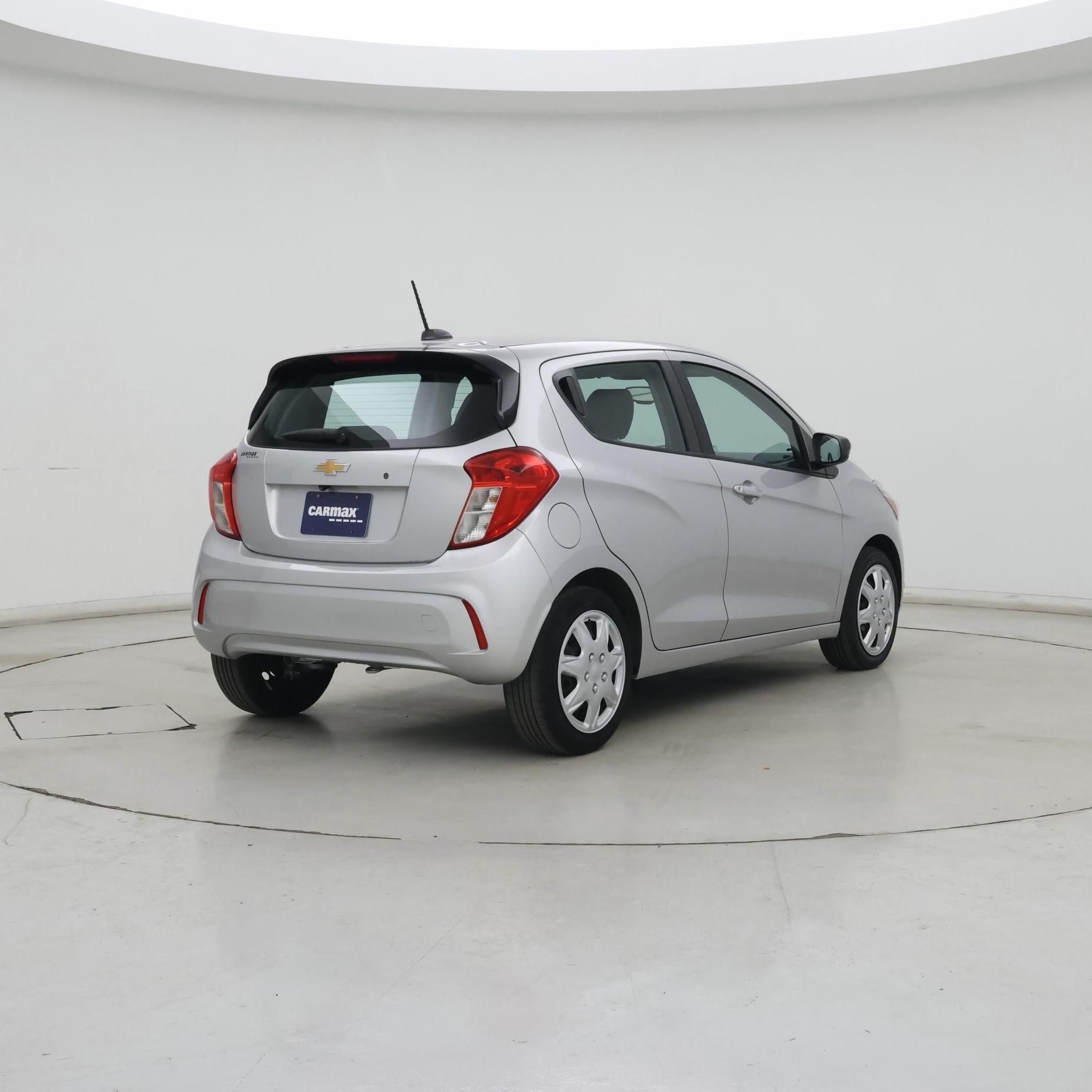 Thumbnail: 2017 Chevrolet Spark - 8