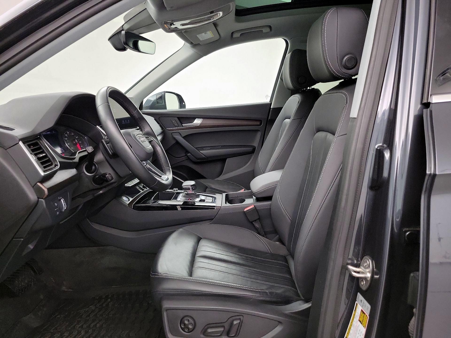 Thumbnail: 2023 Audi Q5 - 11