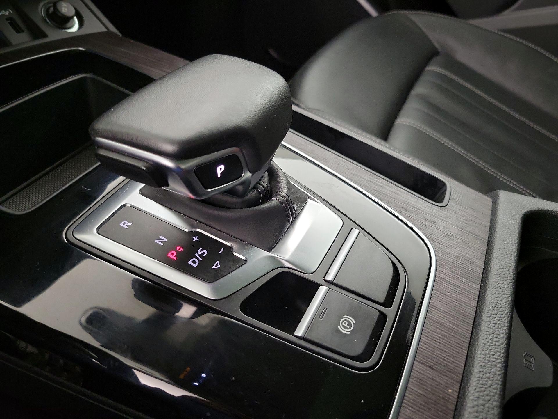 Thumbnail: 2023 Audi Q5 - 17