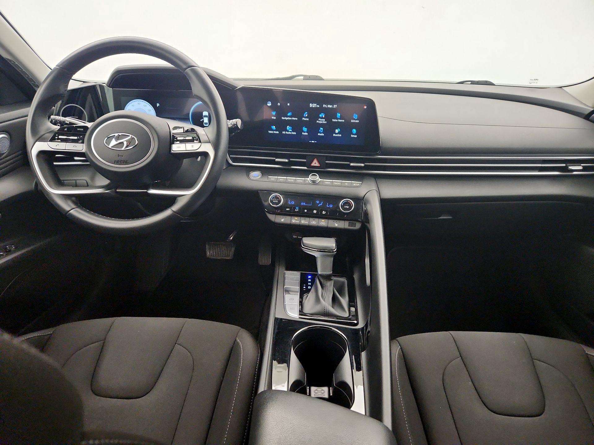 Thumbnail: 2023 Hyundai Elantra - 9