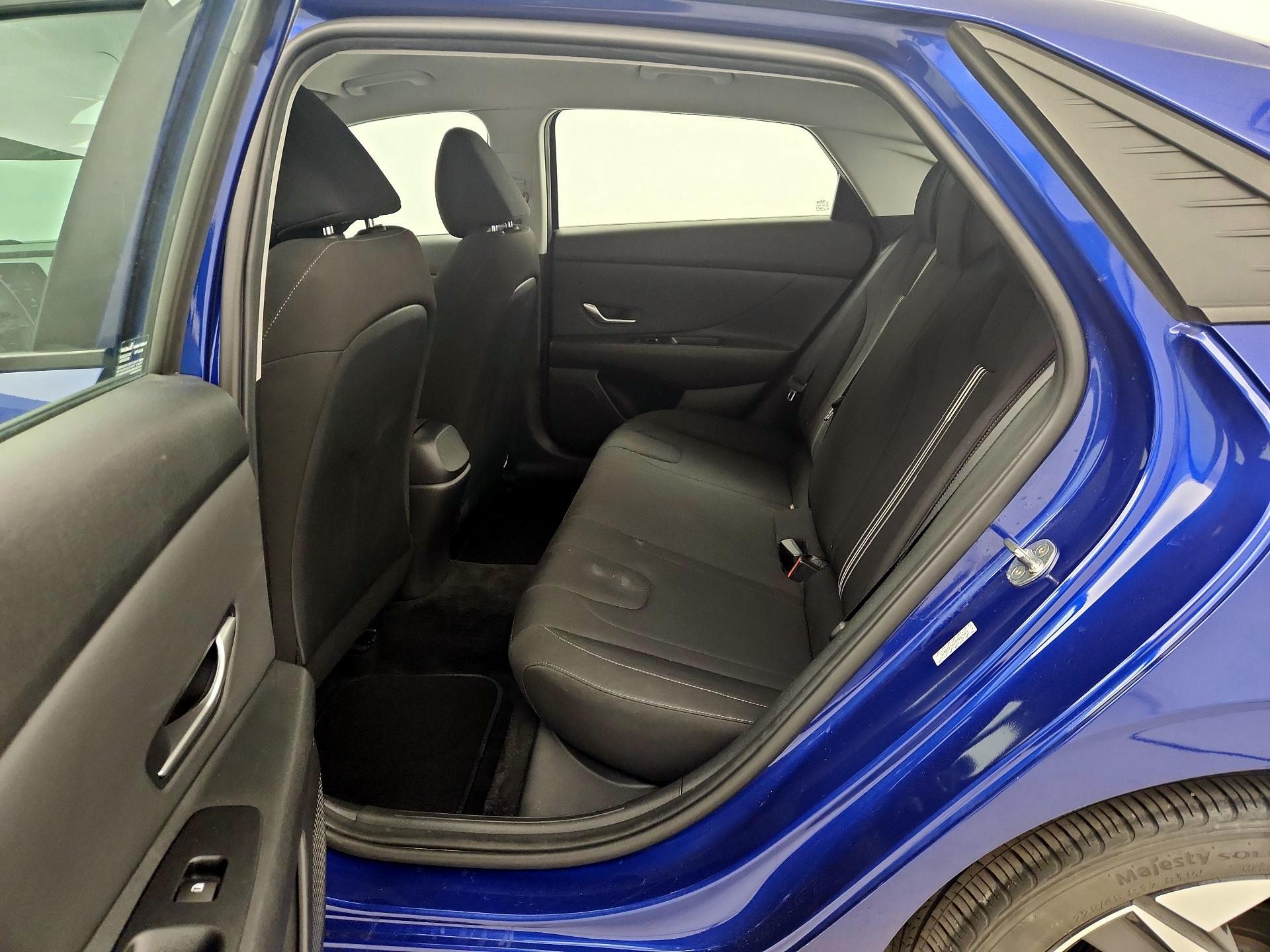 Thumbnail: 2023 Hyundai Elantra - 20