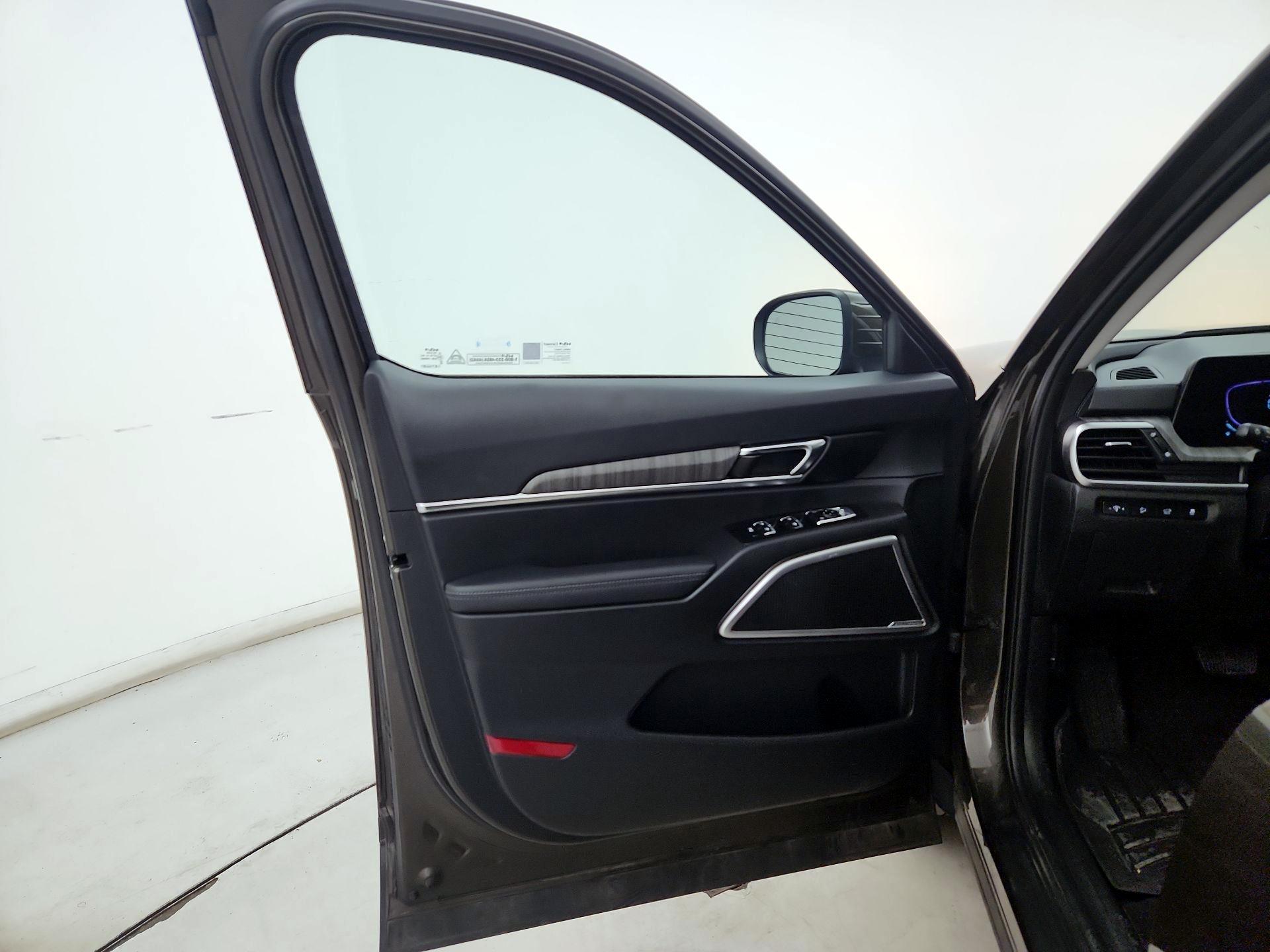 Thumbnail: 2024 Kia Telluride - 12