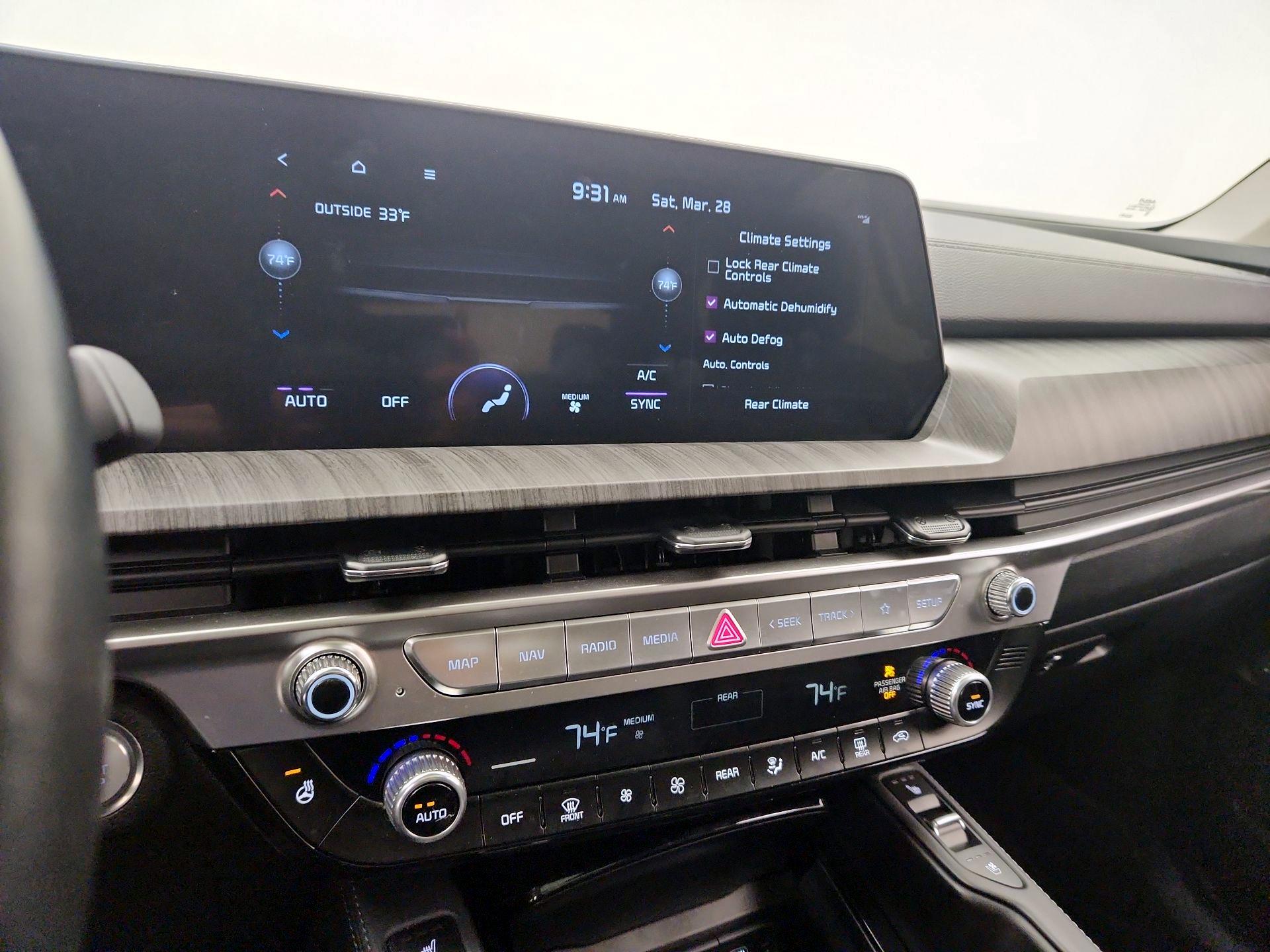 Thumbnail: 2024 Kia Telluride - 17