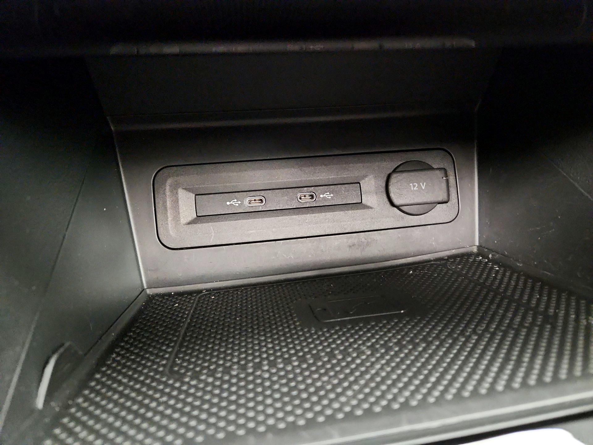 Thumbnail: 2022 Volkswagen Atlas - 19