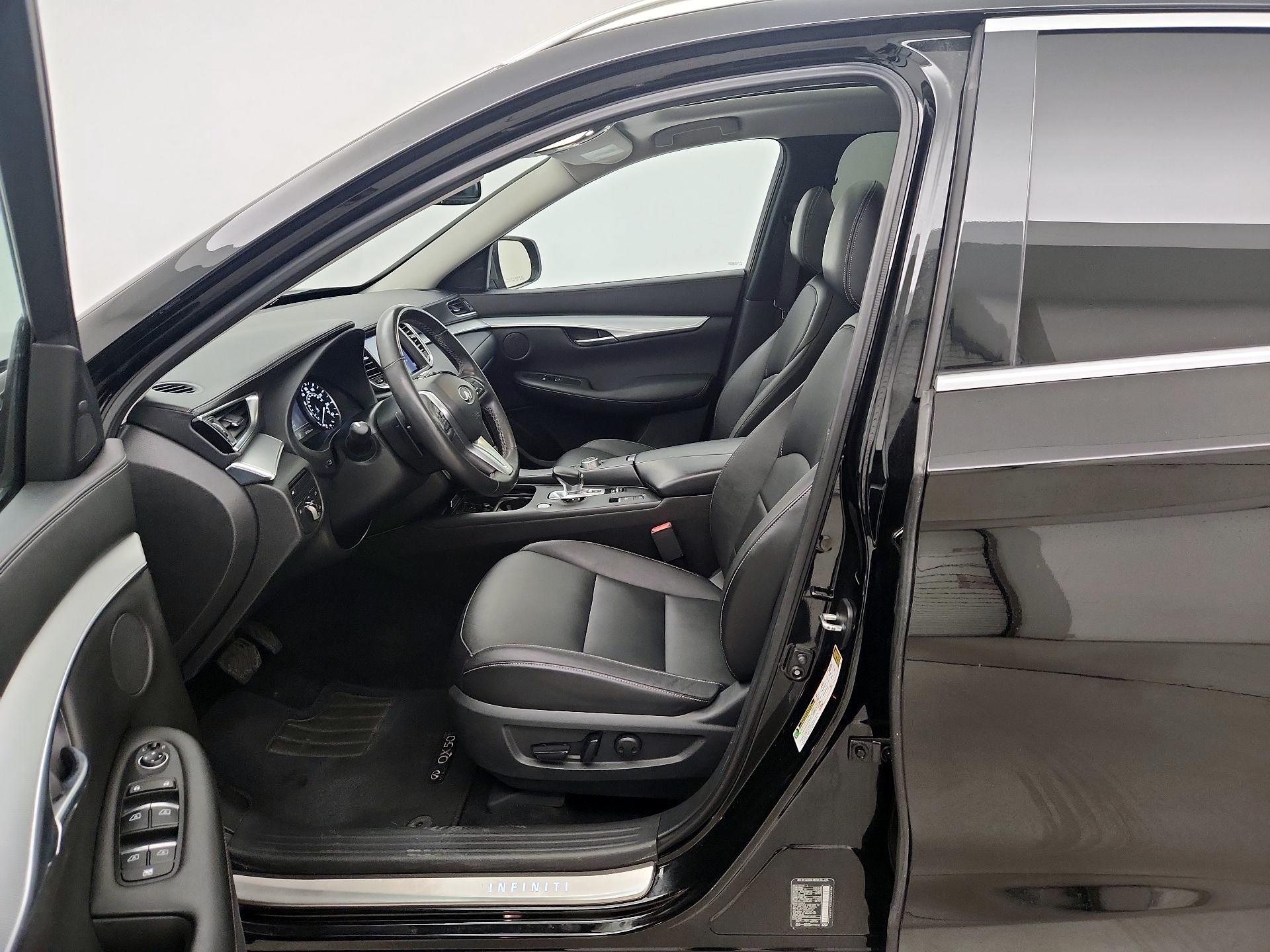 Thumbnail: 2019 INFINITI QX50 - 11