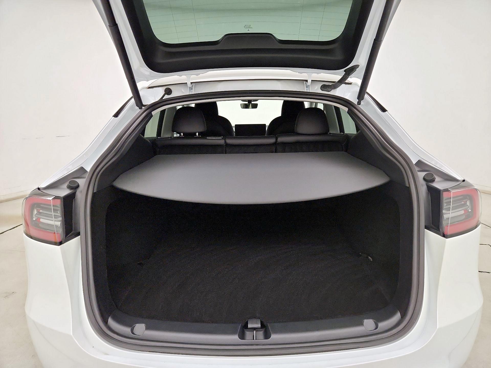 Thumbnail: 2024 Tesla Model Y - 20