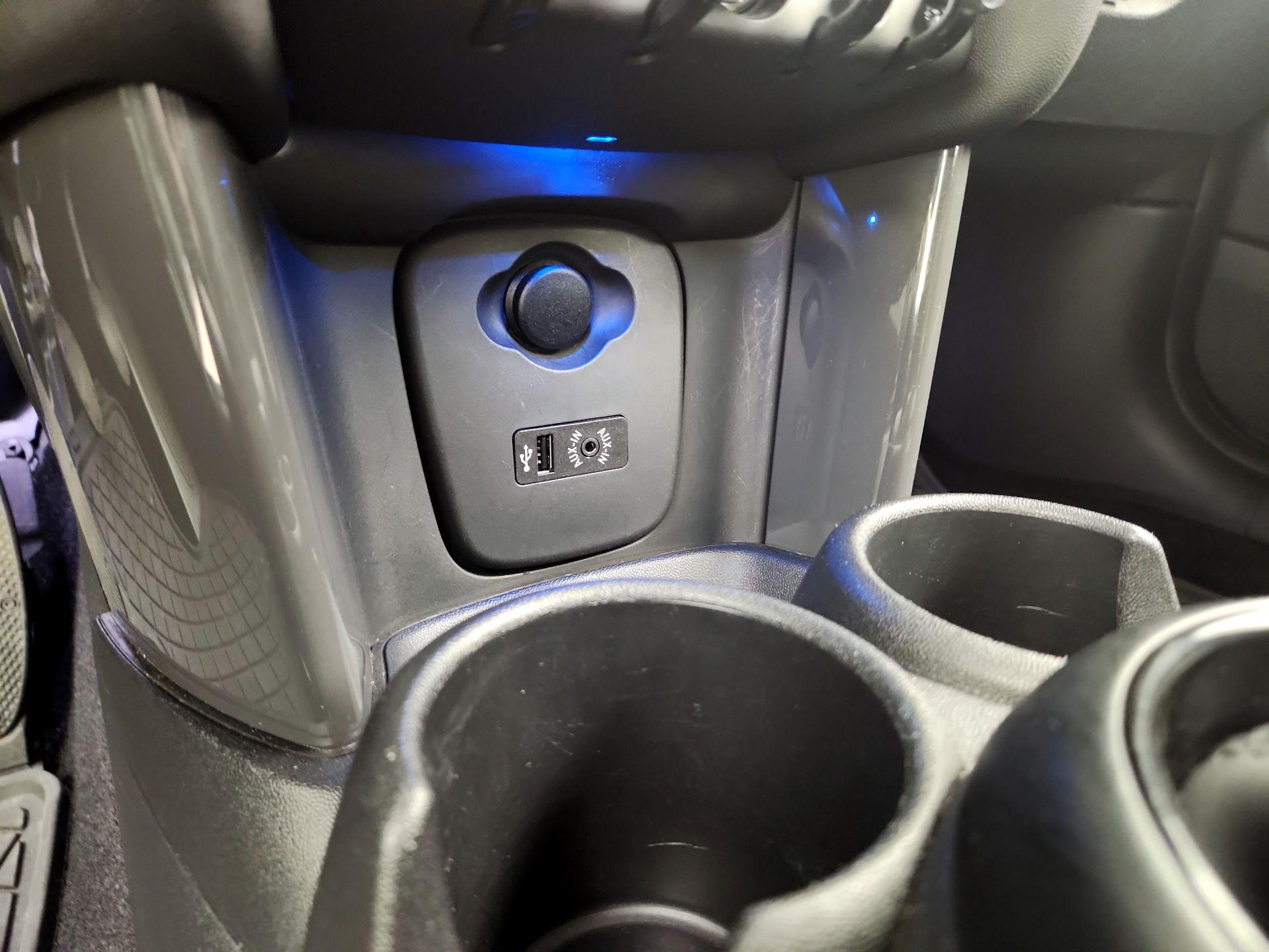 Thumbnail: 2018 MINI Cooper - 18