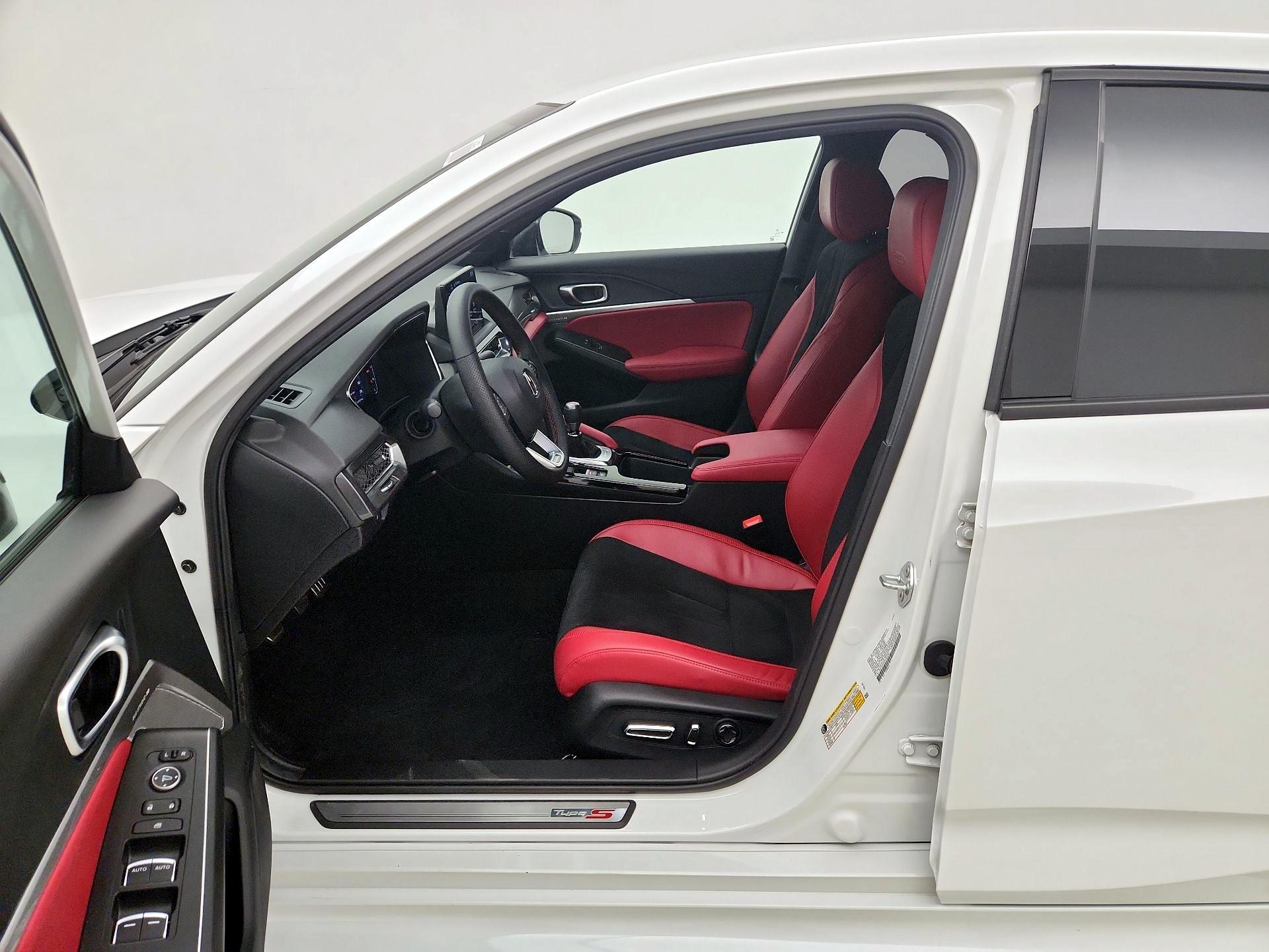 Thumbnail: 2024 Acura Integra - 11