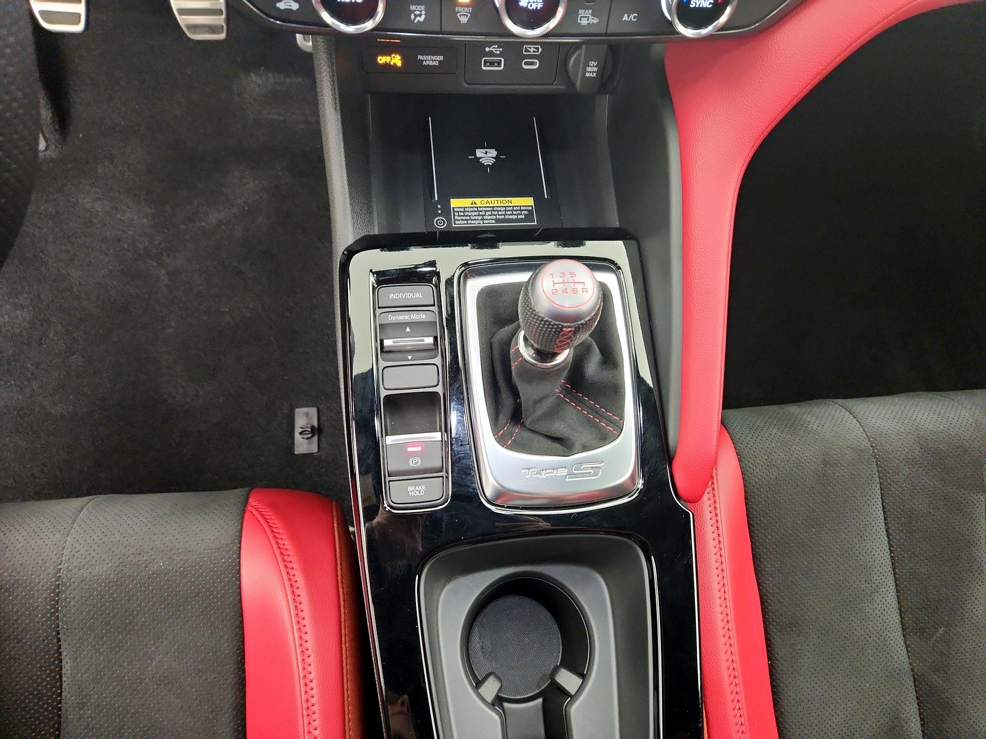 Thumbnail: 2024 Acura Integra - 17