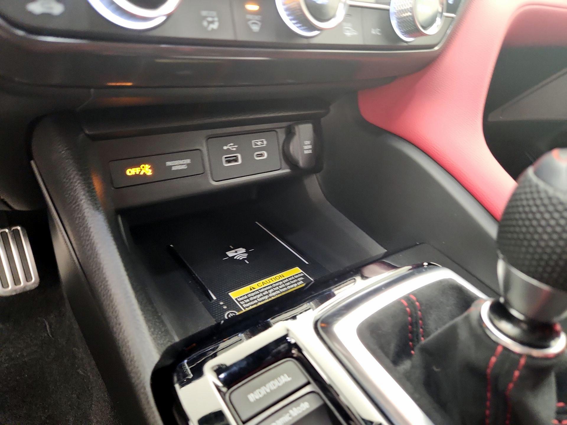 Thumbnail: 2024 Acura Integra - 18