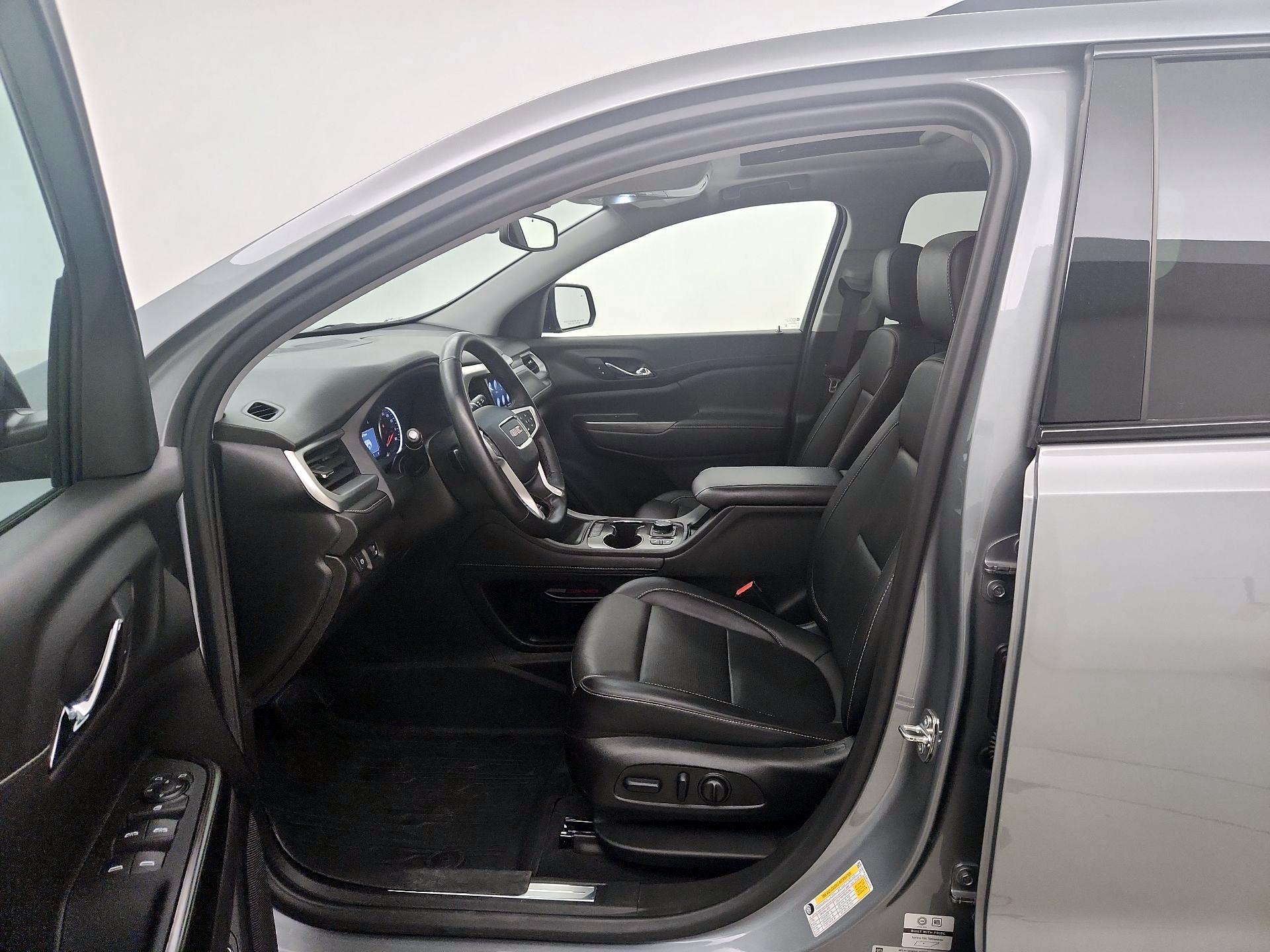 Thumbnail: 2023 GMC Acadia - 11