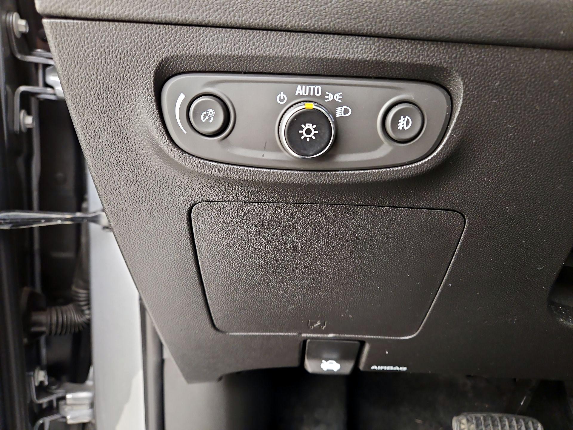 Thumbnail: 2023 Buick Encore GX - 13