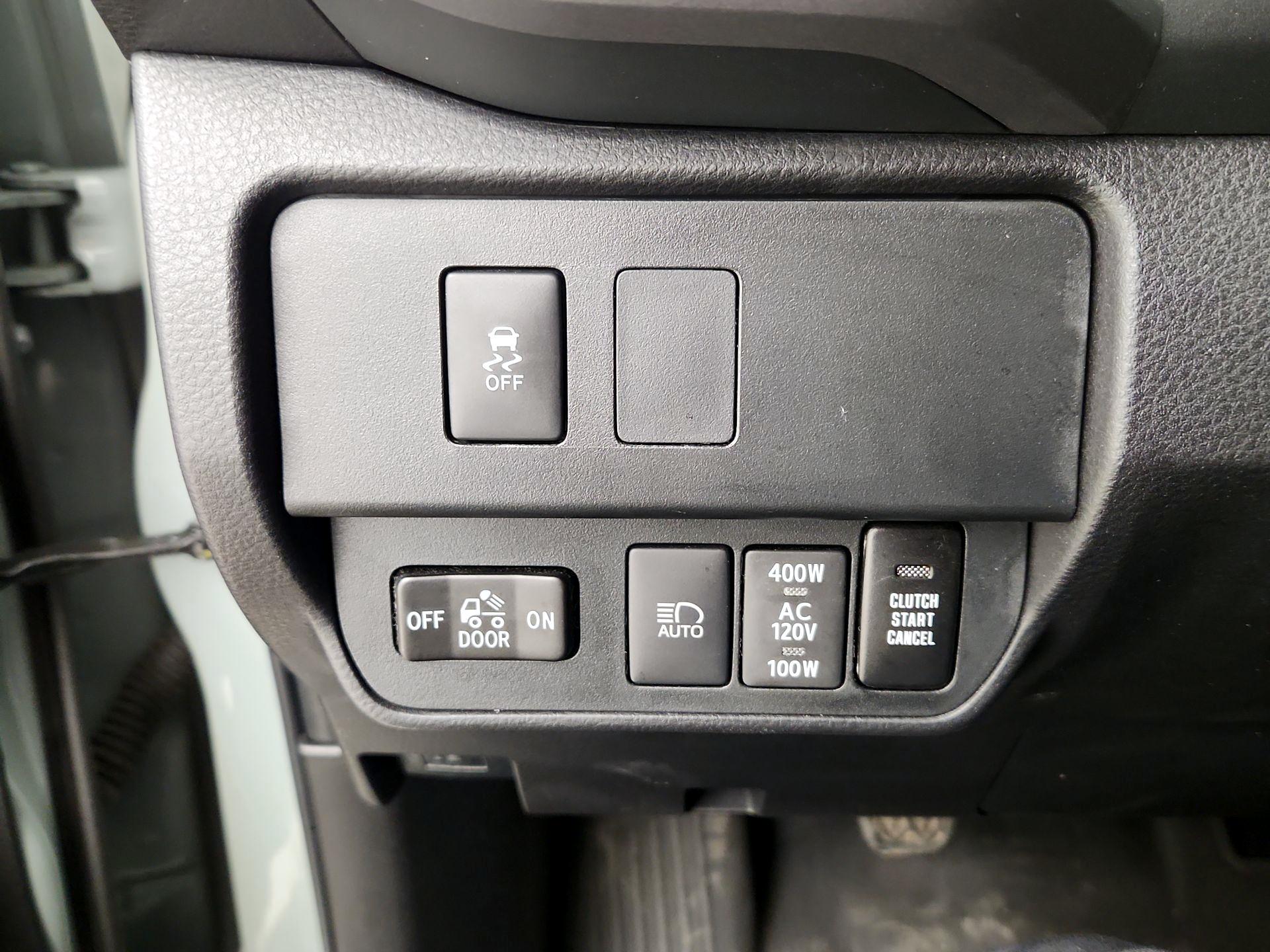 Thumbnail: 2023 Toyota Tacoma - 13