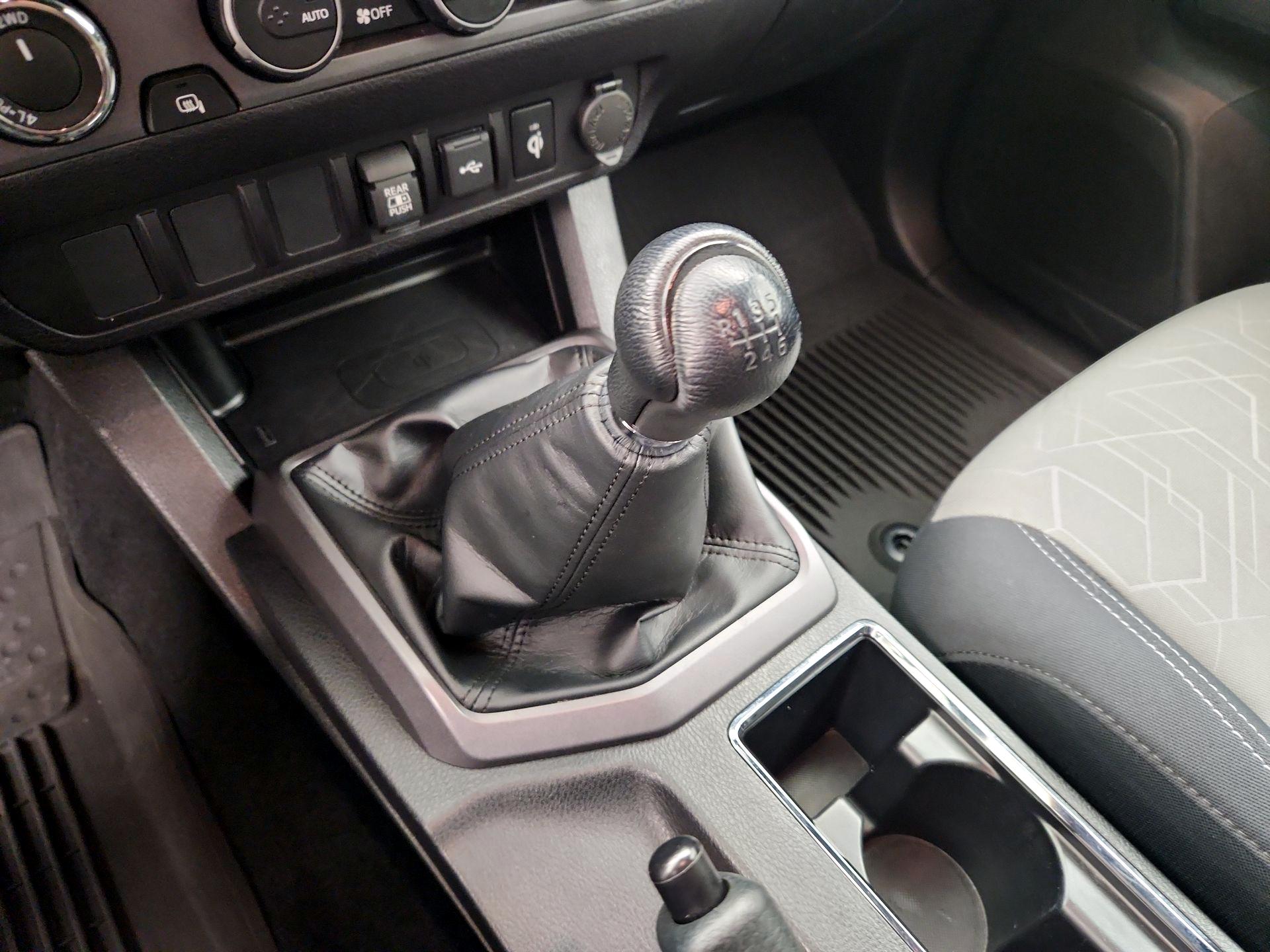 Thumbnail: 2023 Toyota Tacoma - 17