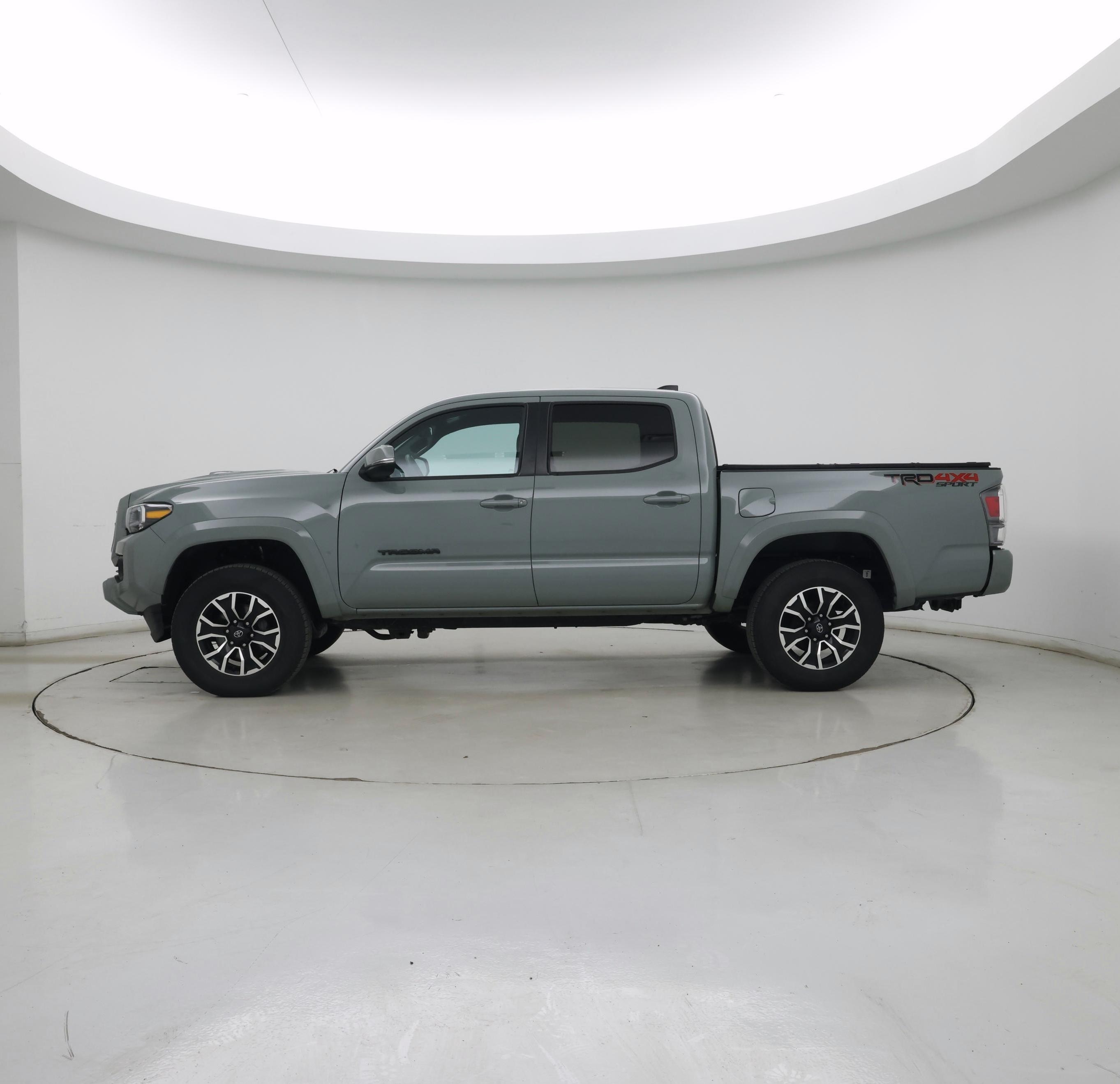 Thumbnail: 2023 Toyota Tacoma - 3