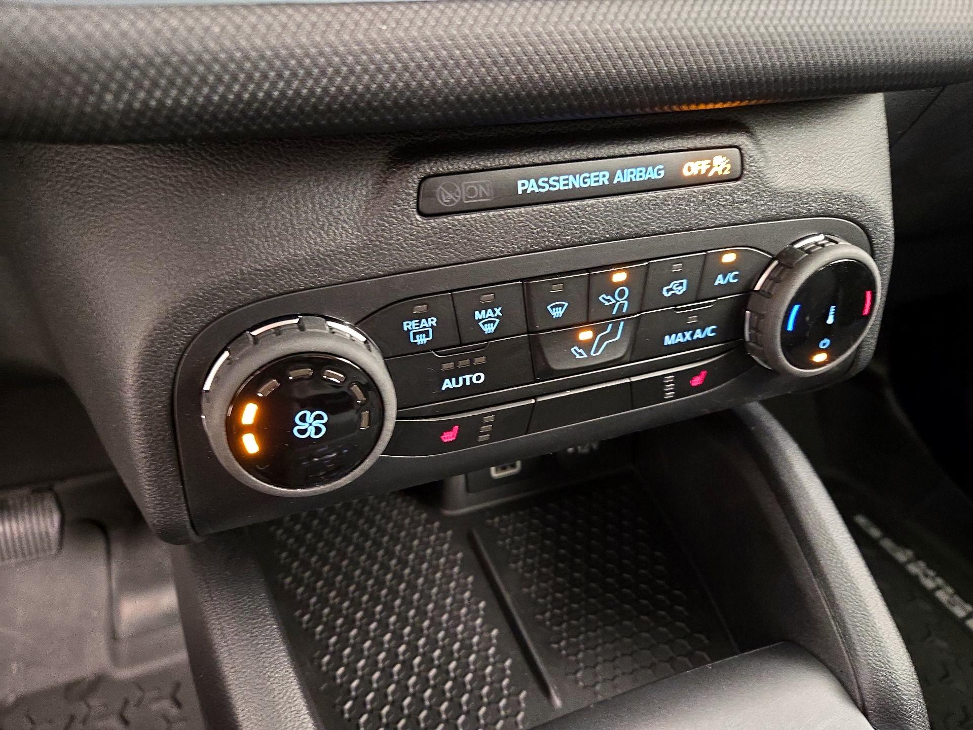 Thumbnail: 2024 Ford Bronco Sport - 16