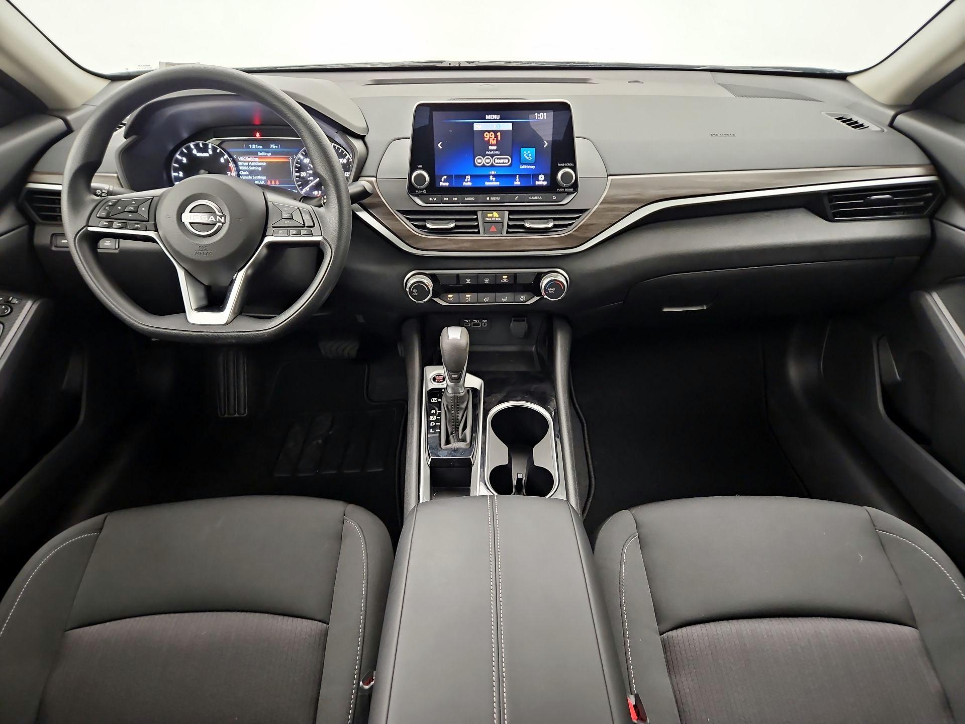 Thumbnail: 2024 Nissan Altima - 9