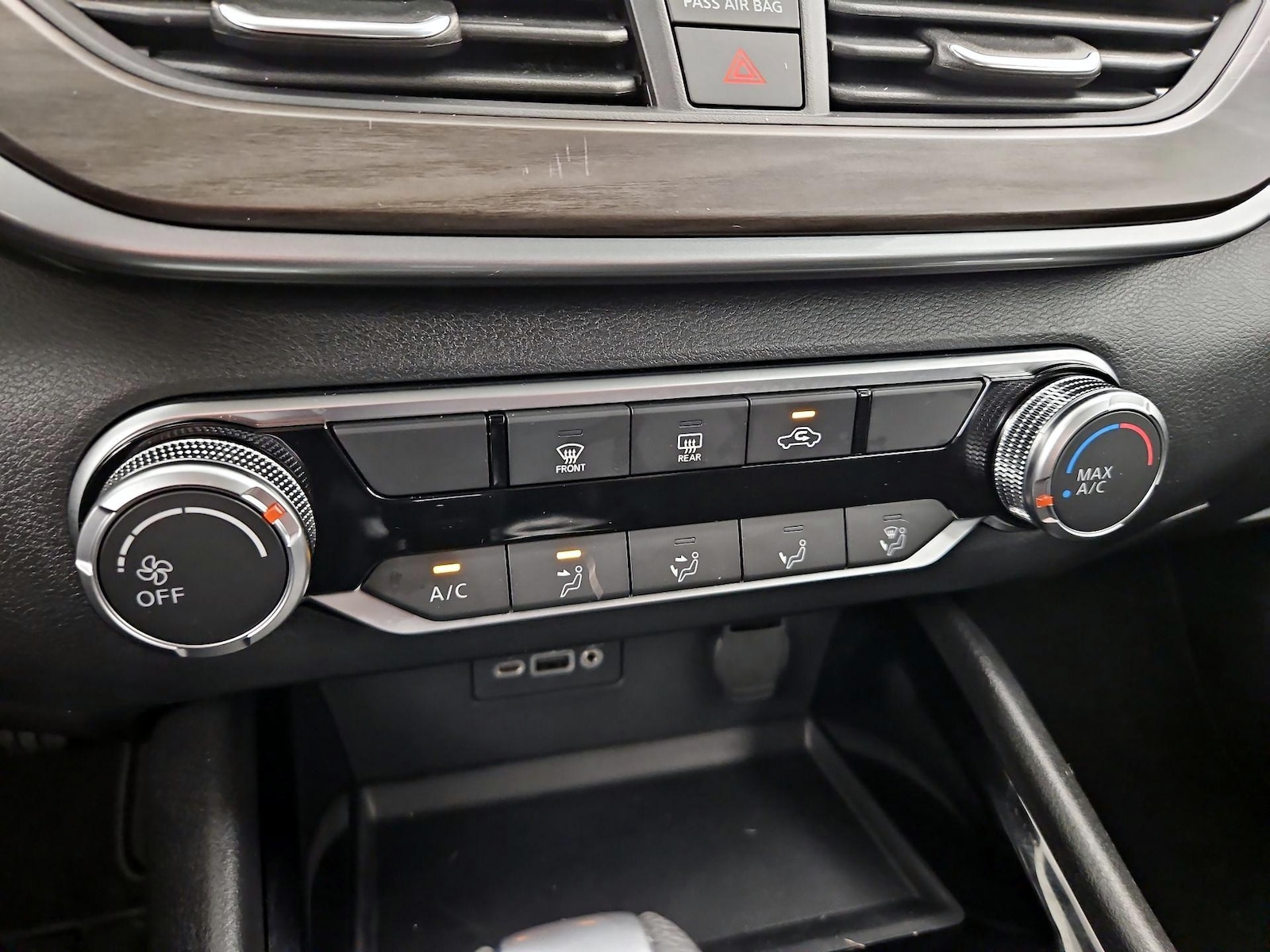 2024 Nissan Altima SV - Photo 17