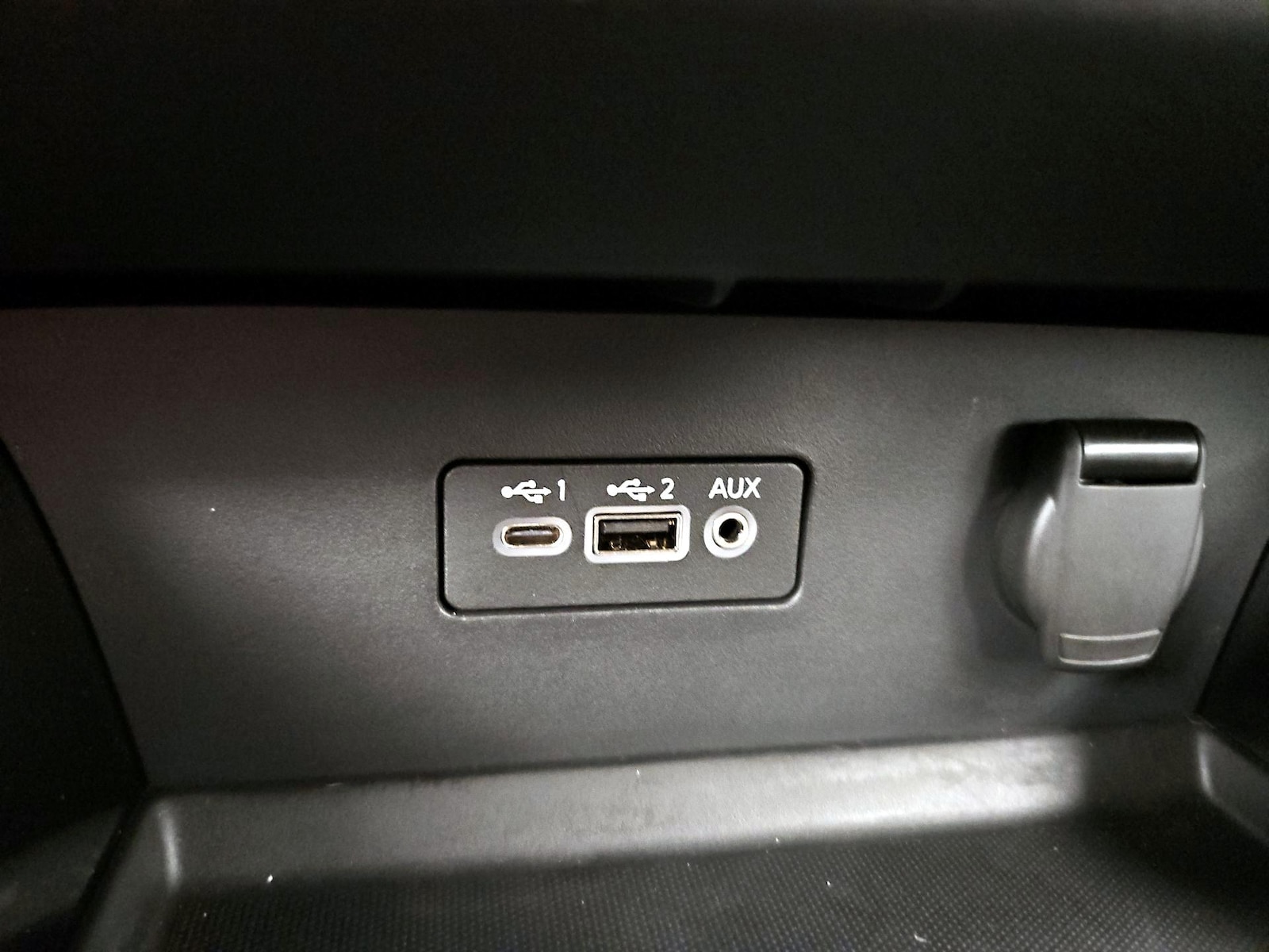 2024 Nissan Altima SV - Photo 19