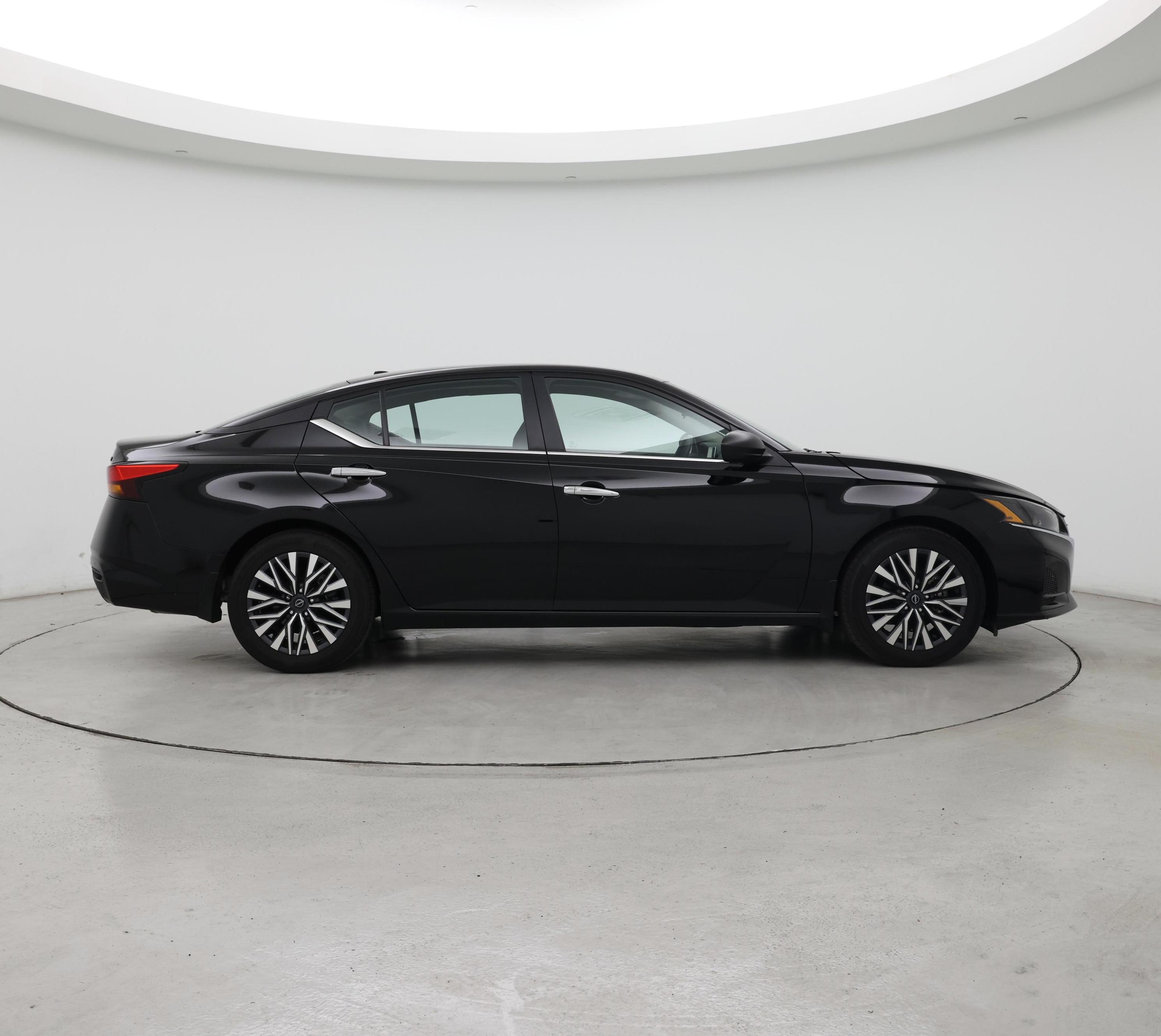 Thumbnail: 2024 Nissan Altima - 7