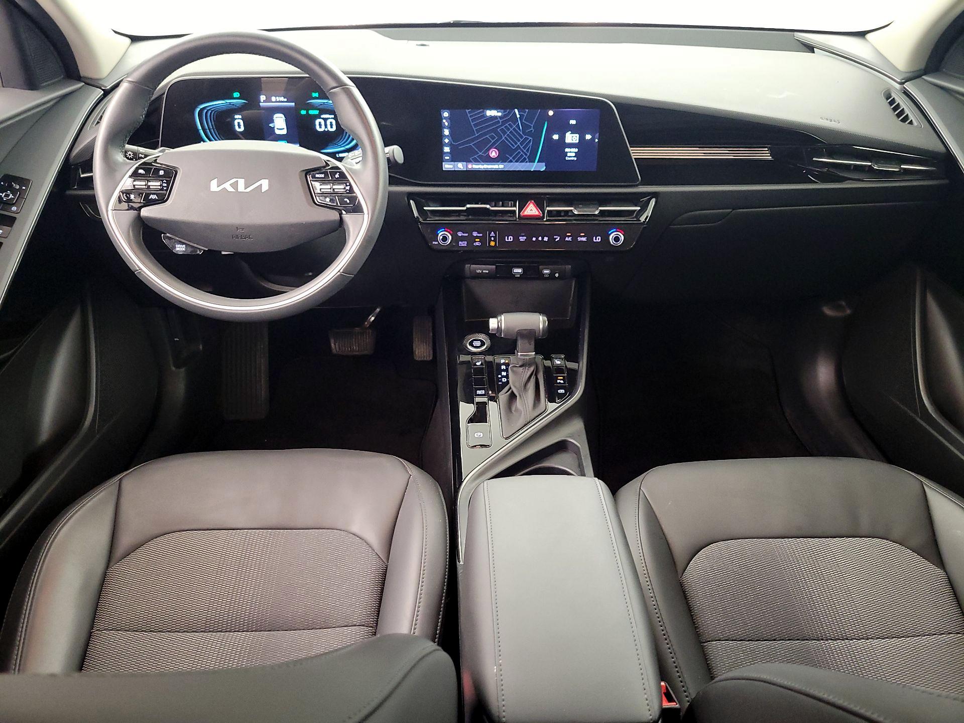Thumbnail: 2023 Kia Niro - 9