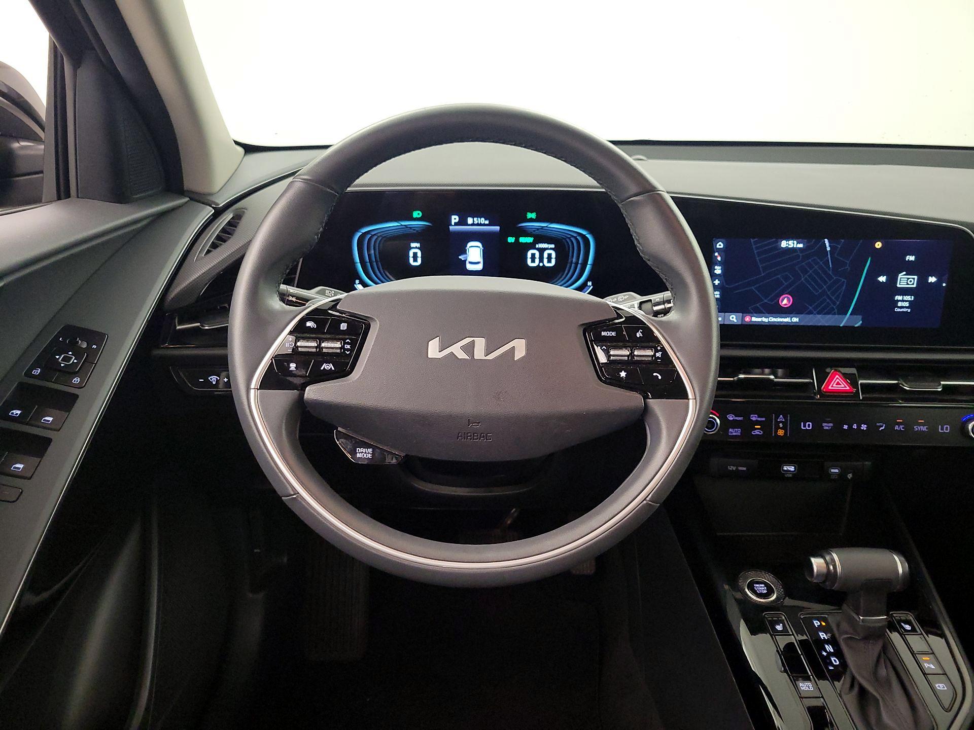 Thumbnail: 2023 Kia Niro - 10