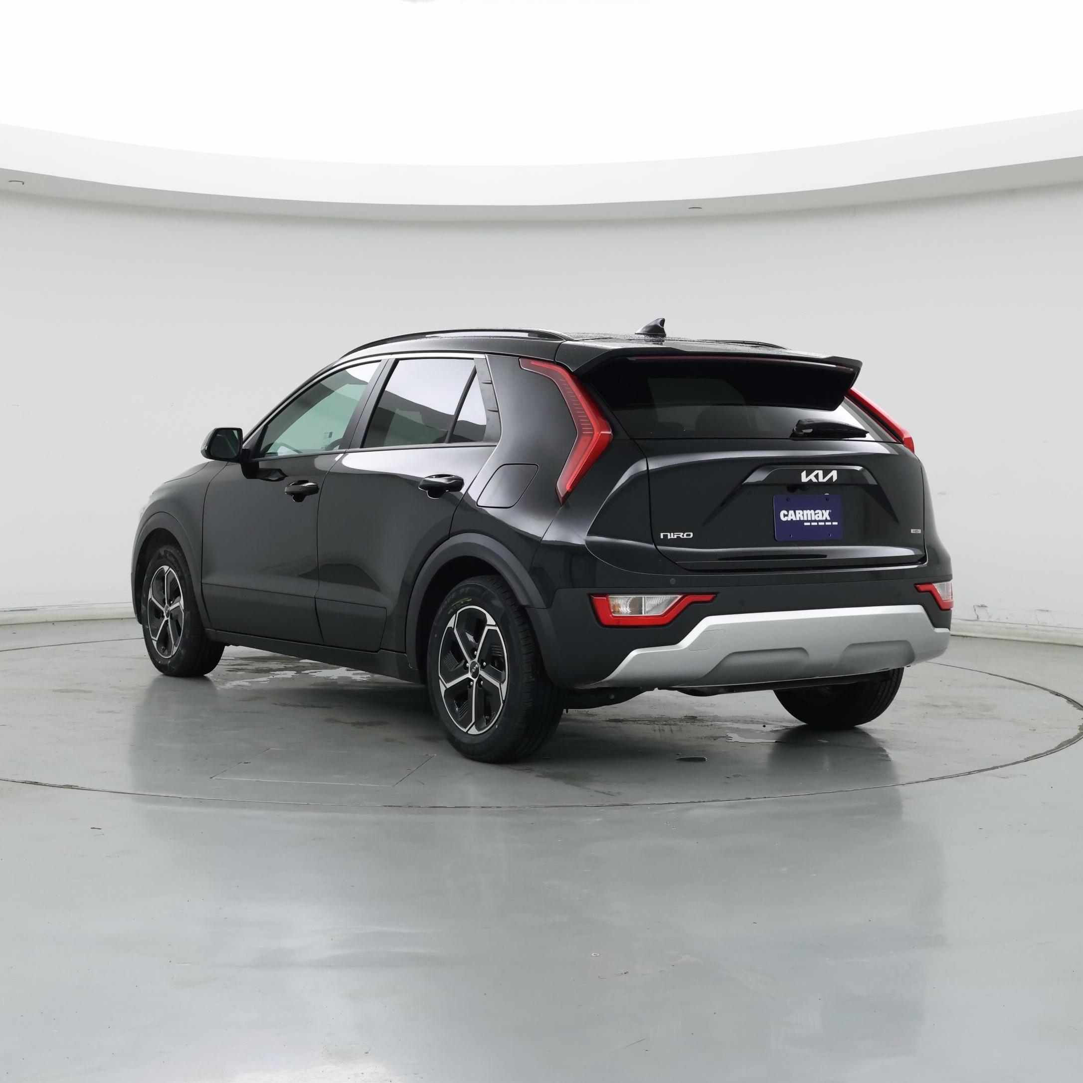 Thumbnail: 2023 Kia Niro - 2