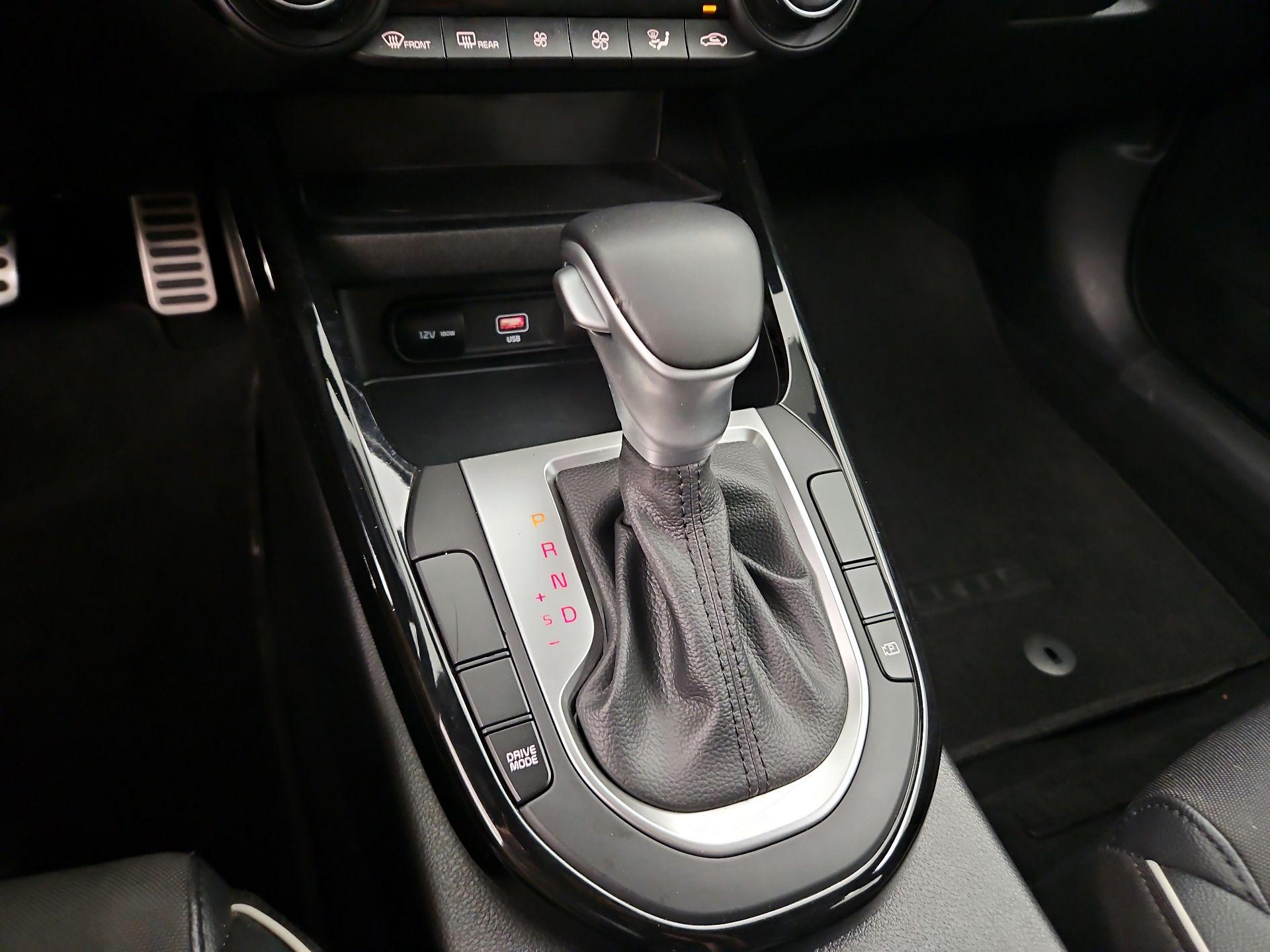 Thumbnail: 2023 Kia Forte - 18