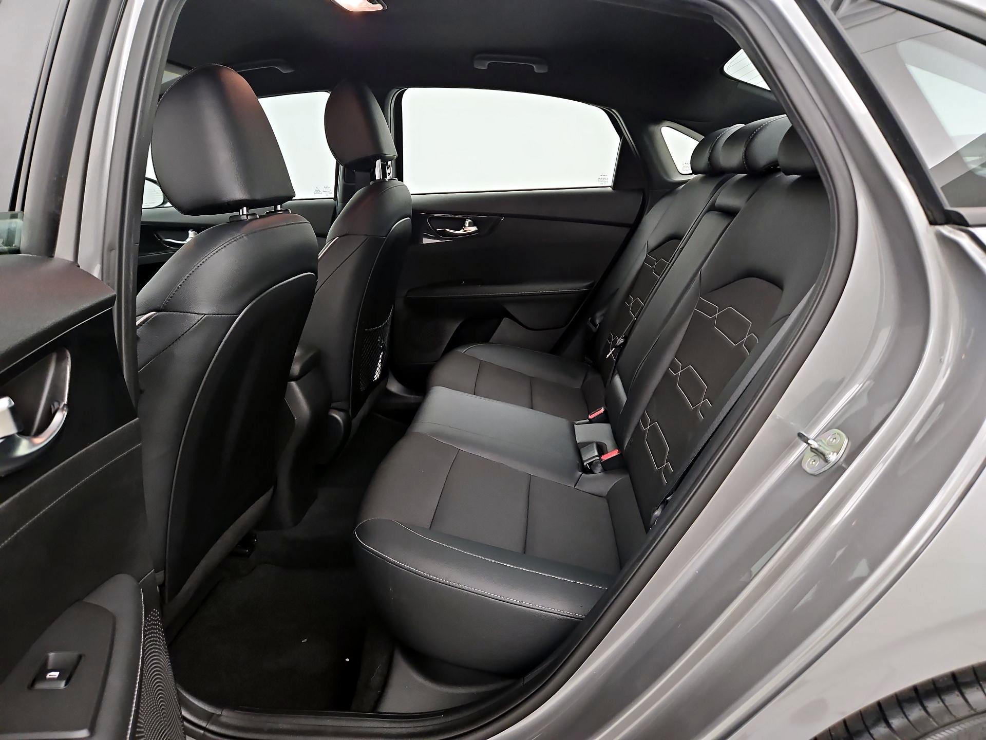 Thumbnail: 2023 Kia Forte - 20