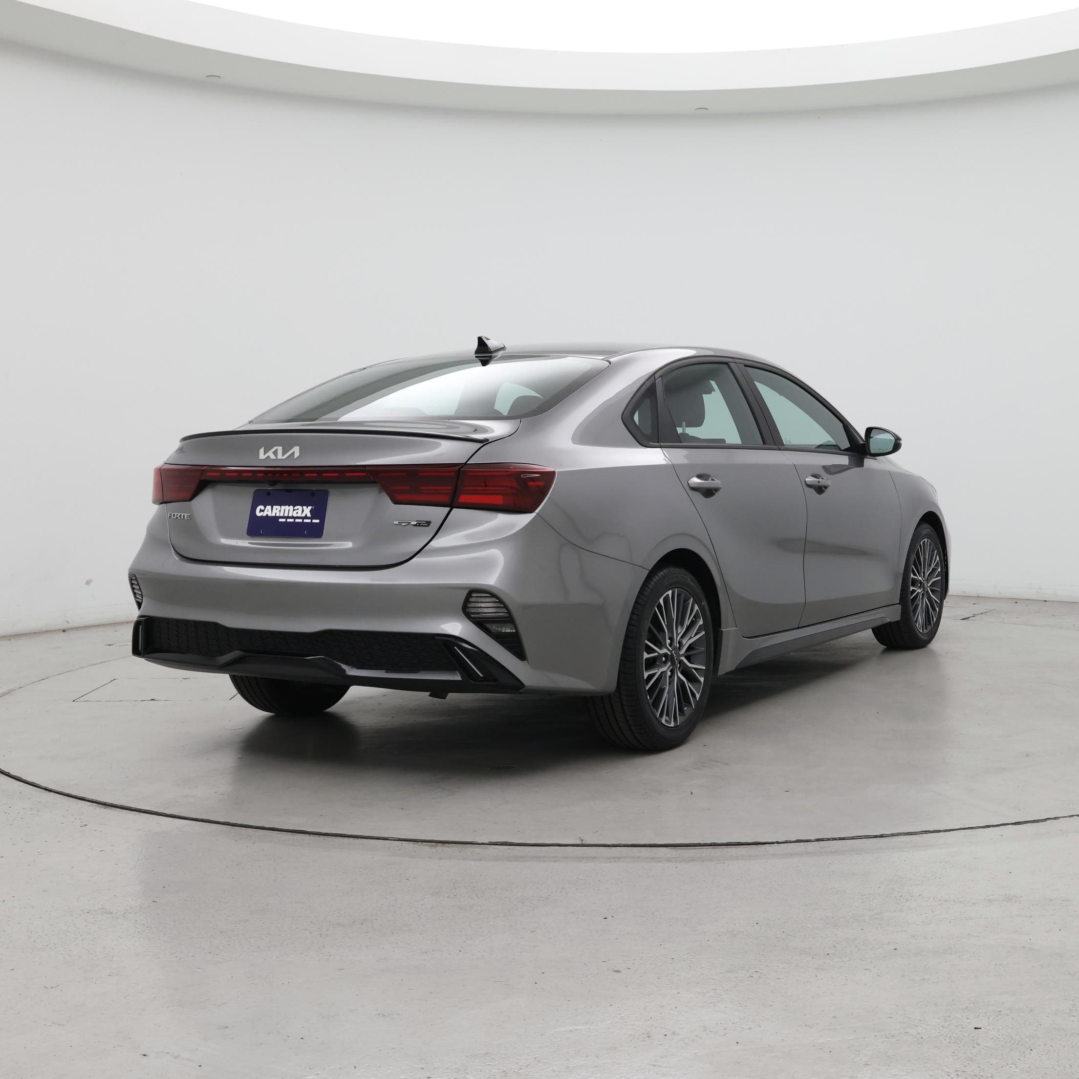 Thumbnail: 2023 Kia Forte - 8