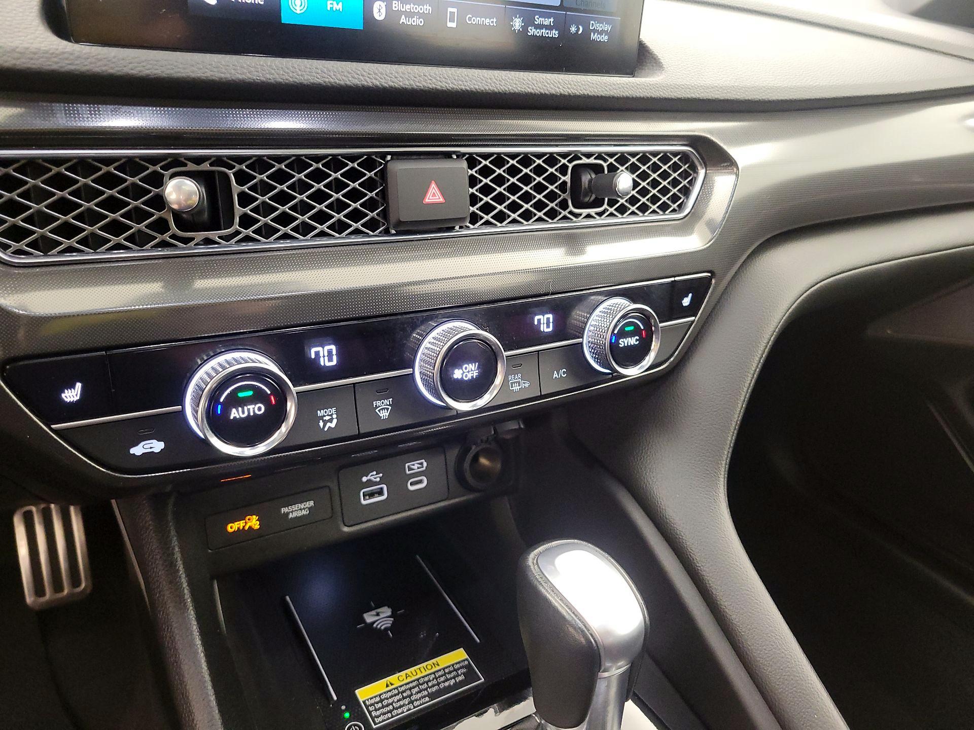 Thumbnail: 2023 Acura Integra - 16