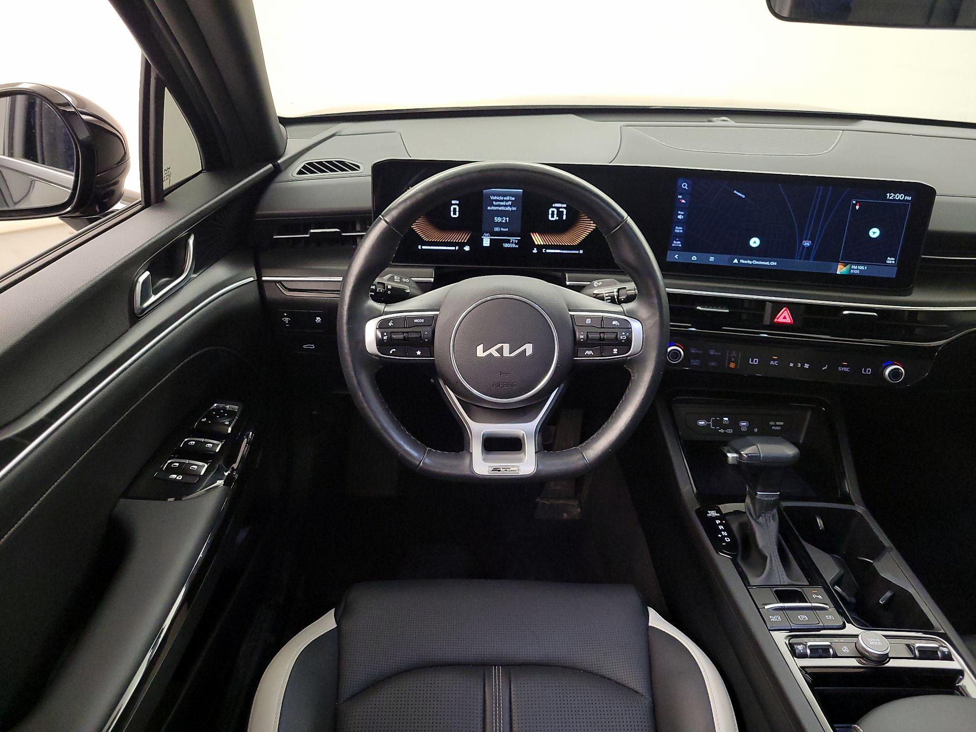 Thumbnail: 2025 Kia K5 - 10