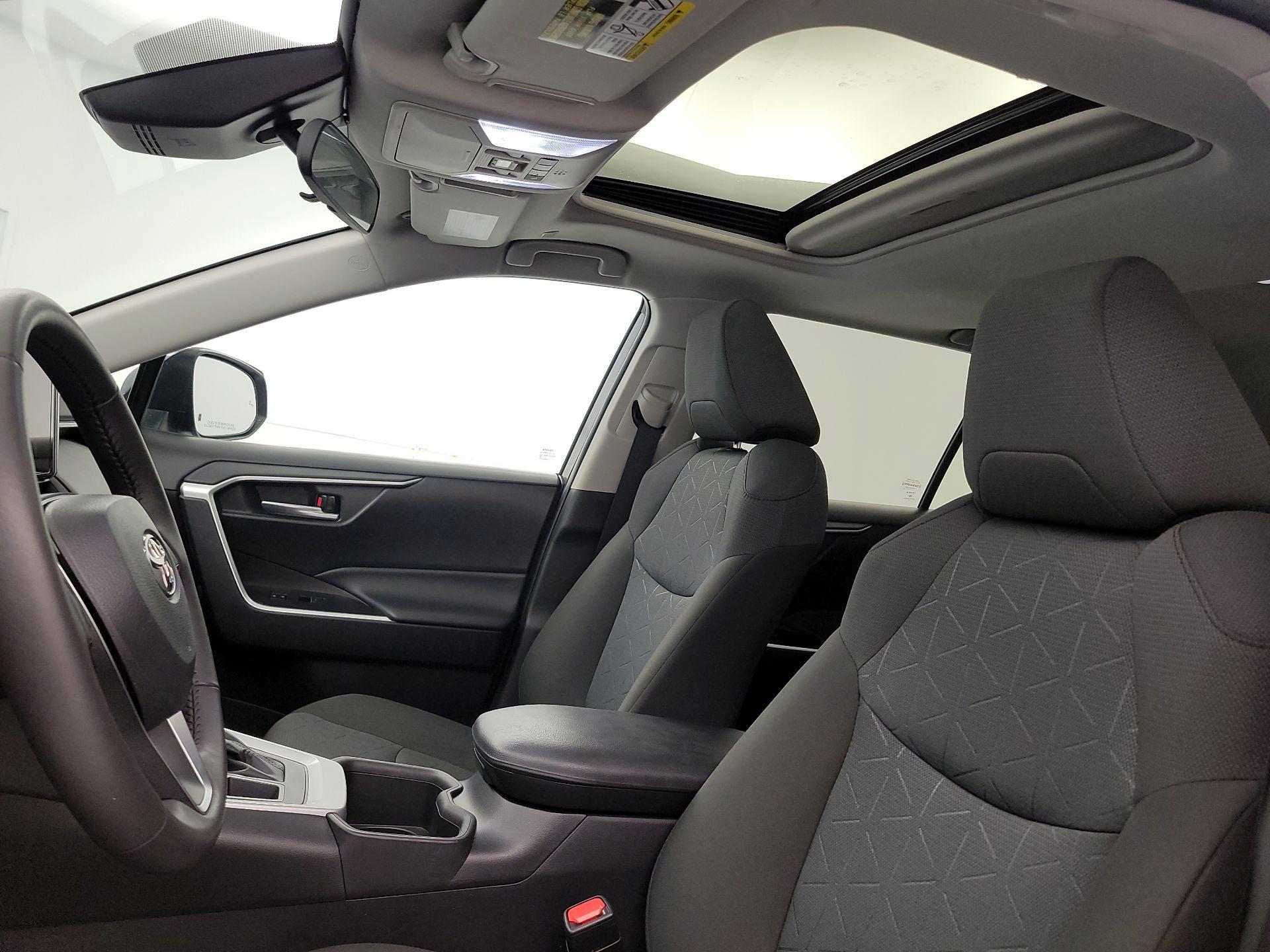 Thumbnail: 2023 Toyota RAV4 - 19