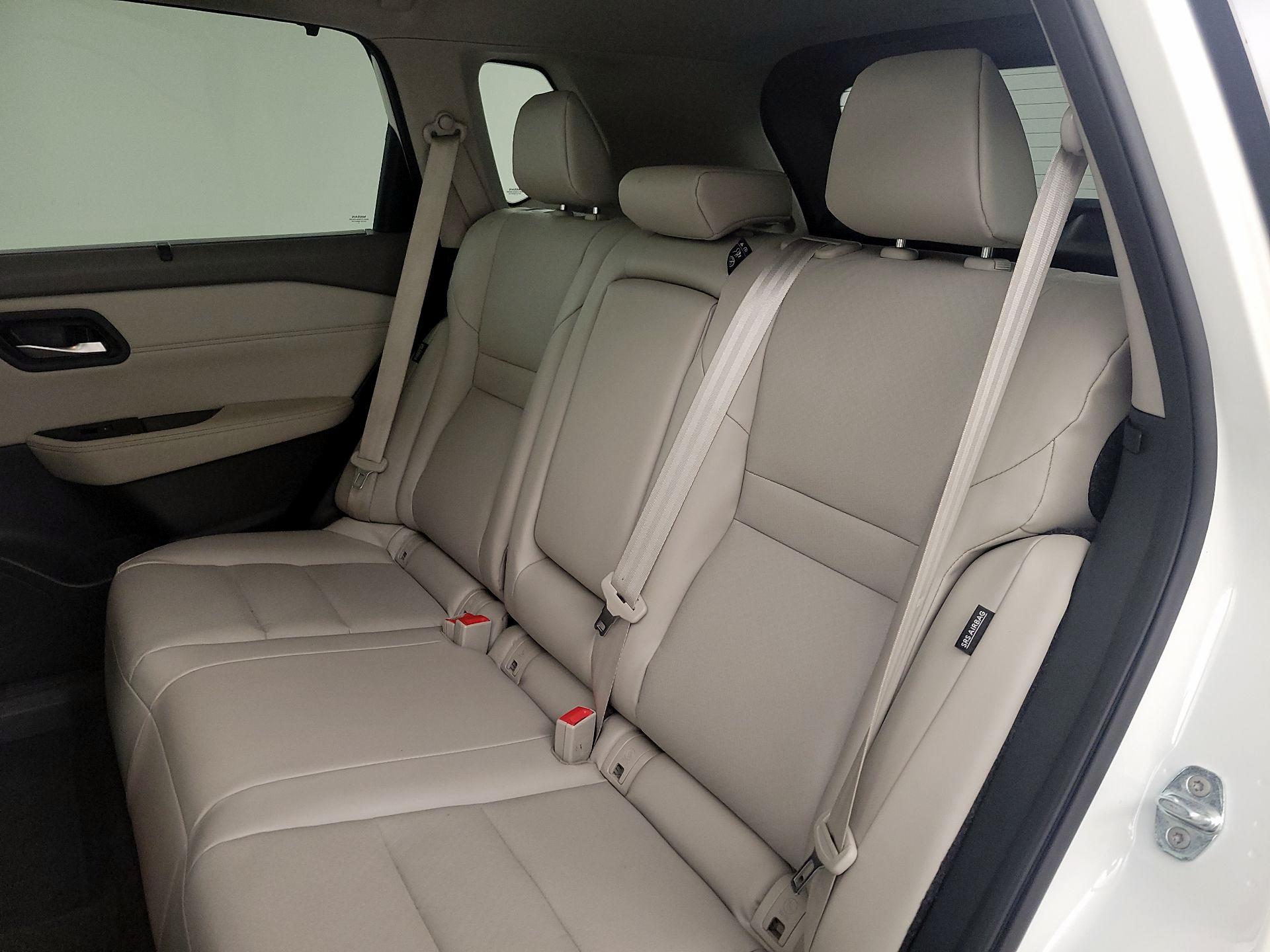 Thumbnail: 2023 Nissan Rogue - 20