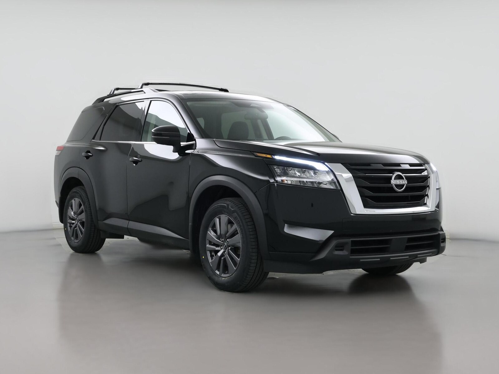 2023 Nissan Pathfinder SV