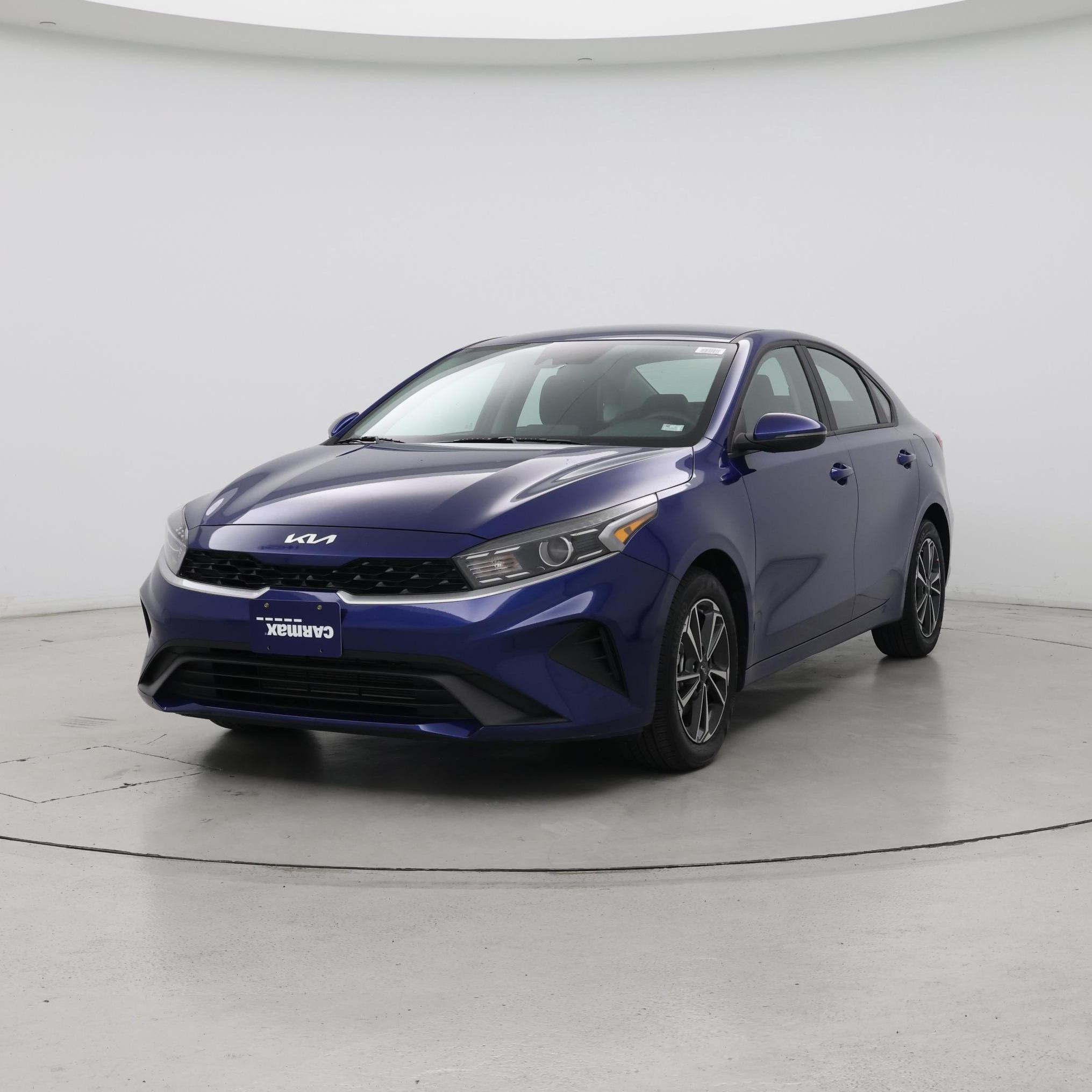 Thumbnail: 2024 Kia Forte - 4