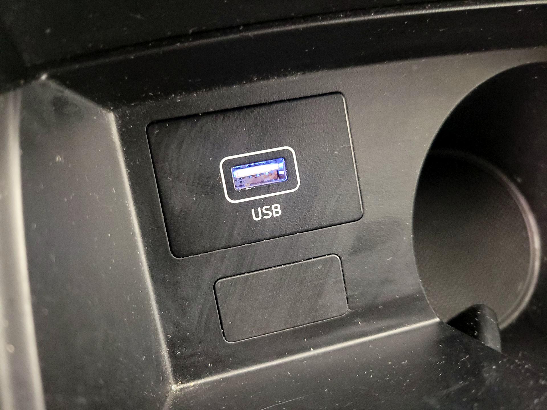 Thumbnail: 2023 Hyundai Santa Fe - 18