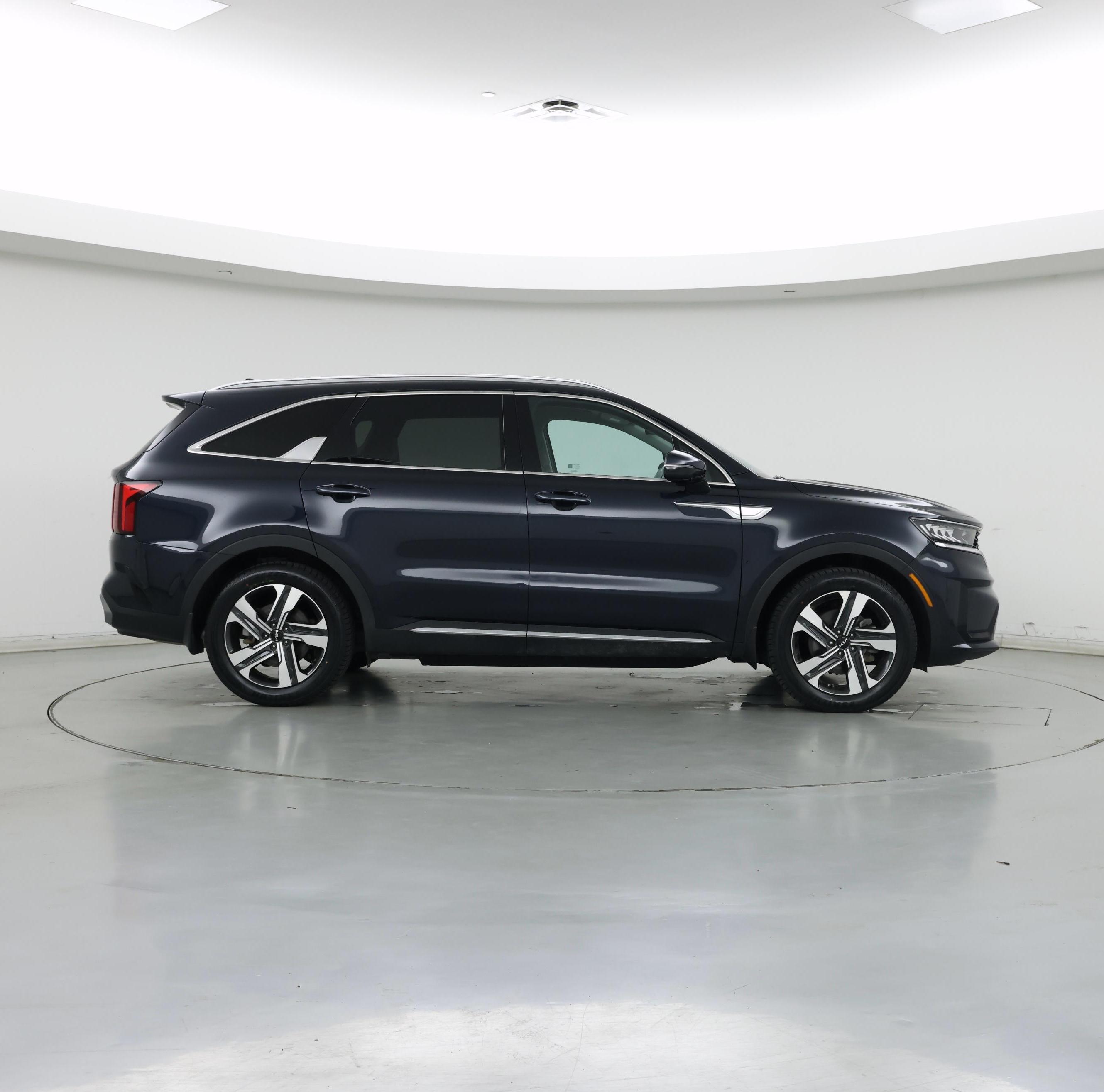 Thumbnail: 2023 Kia Sorento - 7