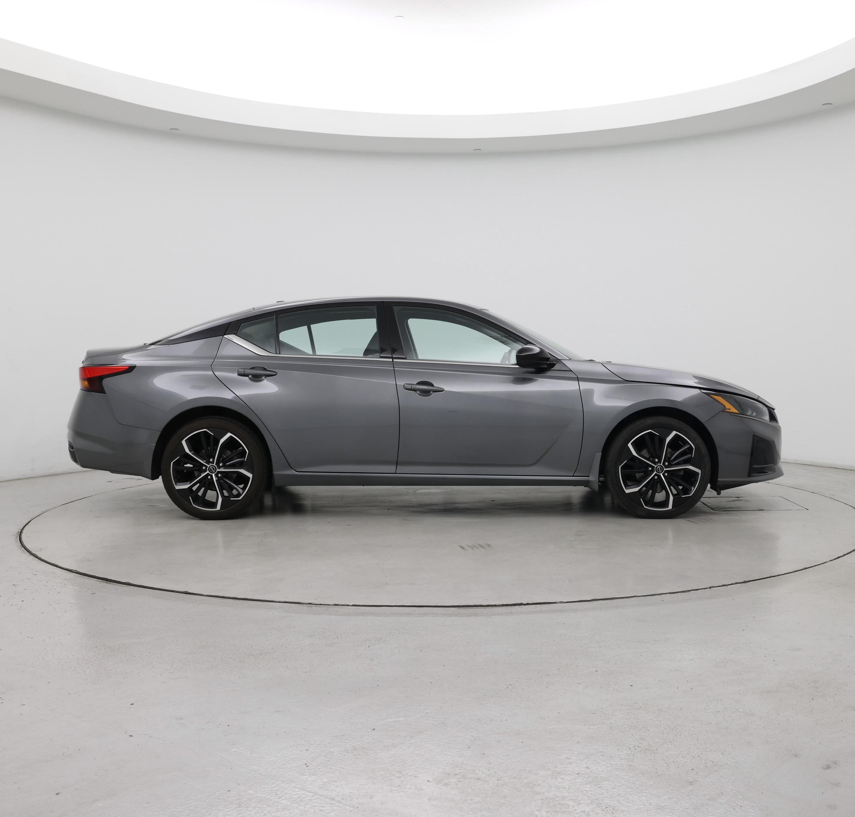Thumbnail: 2023 Nissan Altima - 7