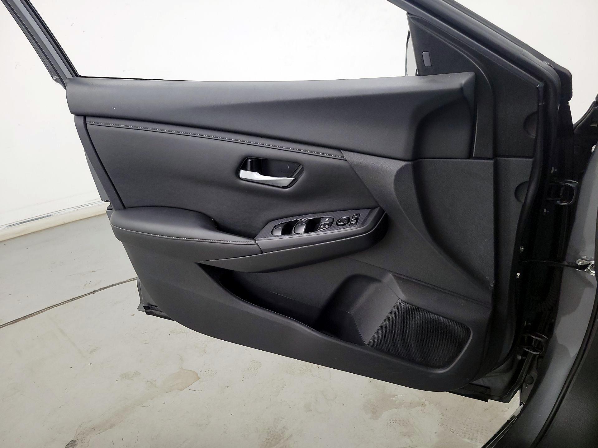 Thumbnail: 2024 Nissan Sentra - 12