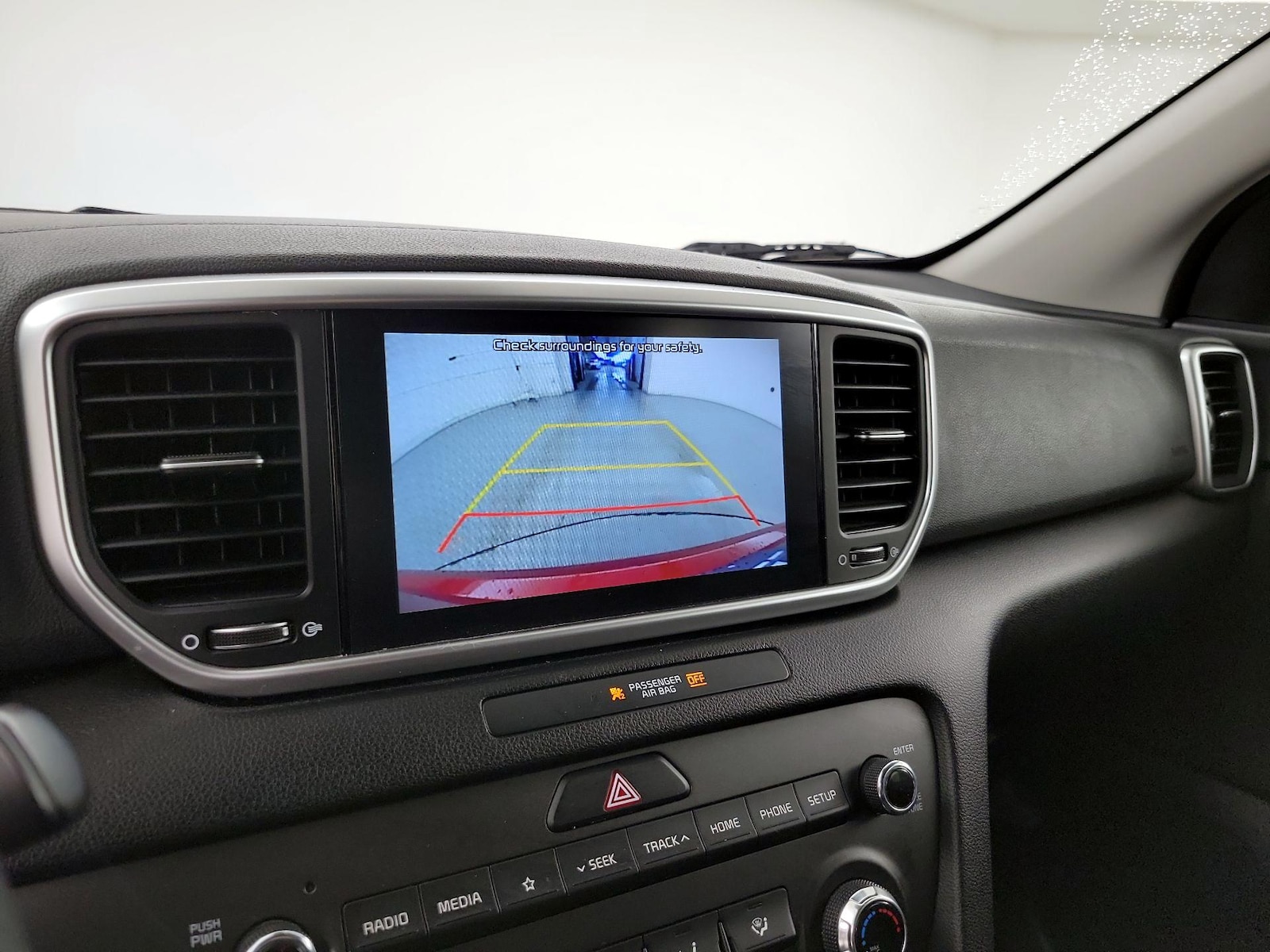 2022 Kia Sportage LX - Photo 14