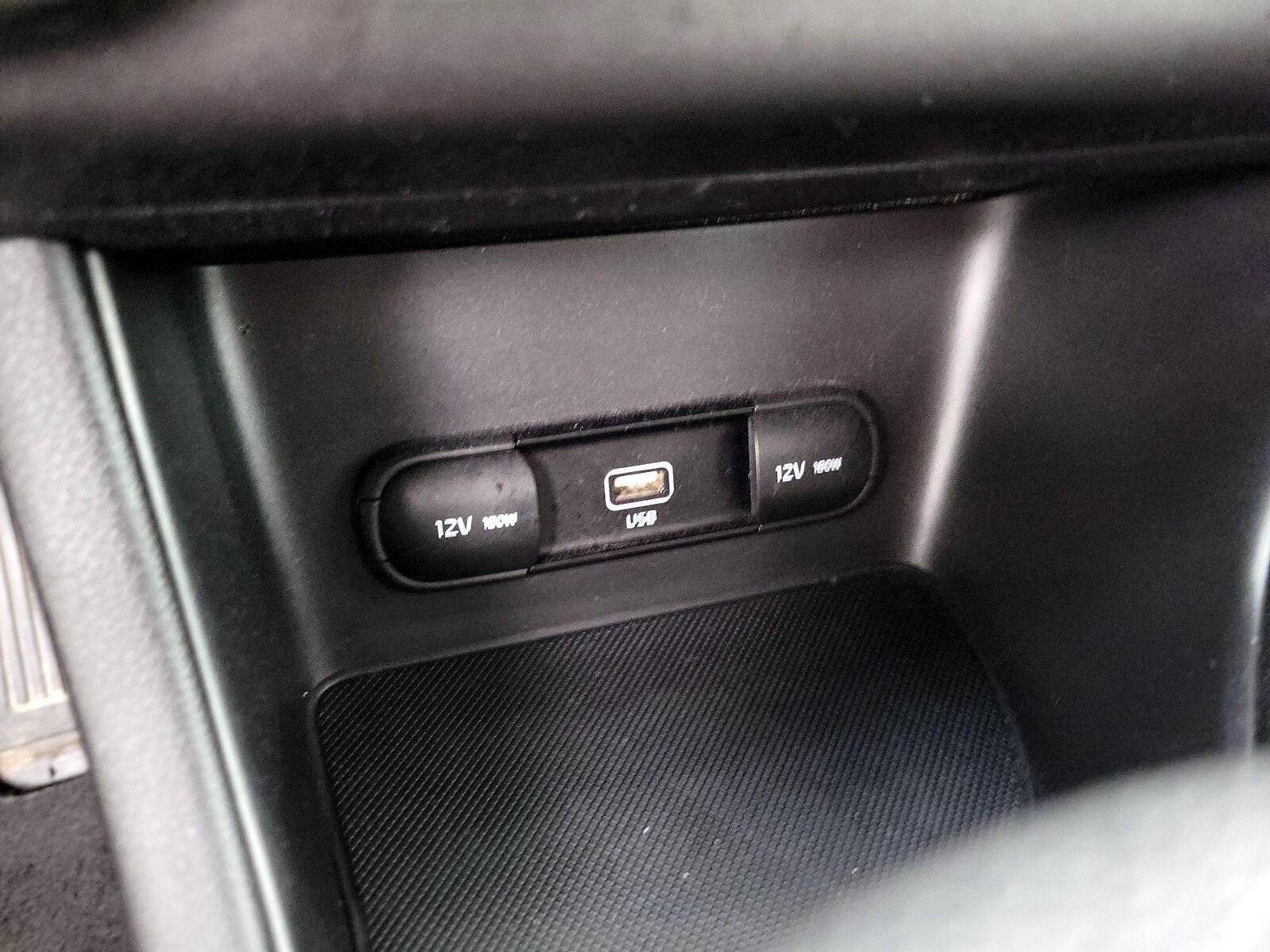 2022 Kia Sportage LX - Photo 18