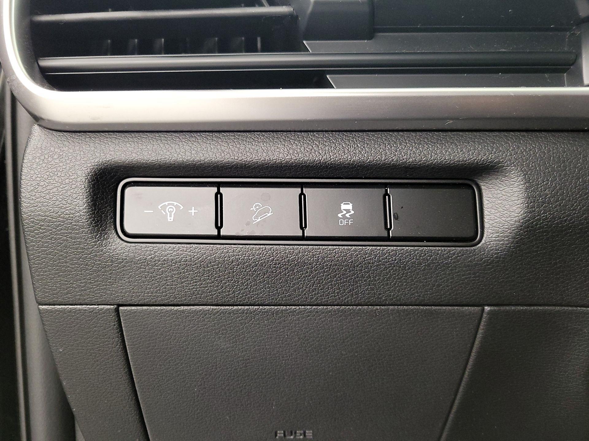 Thumbnail: 2024 Kia Telluride - 13