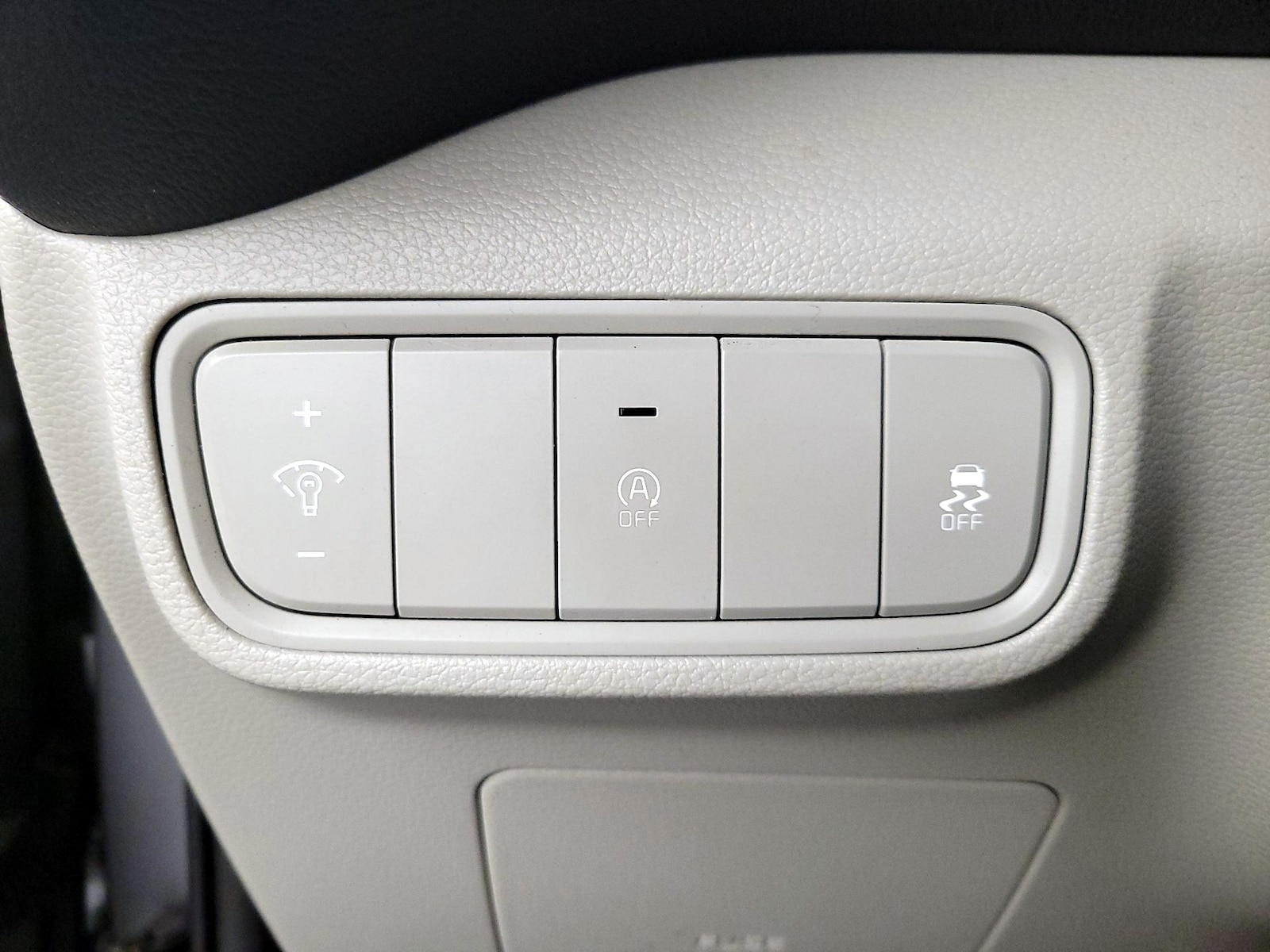 2022 Kia Soul LX - Photo 14